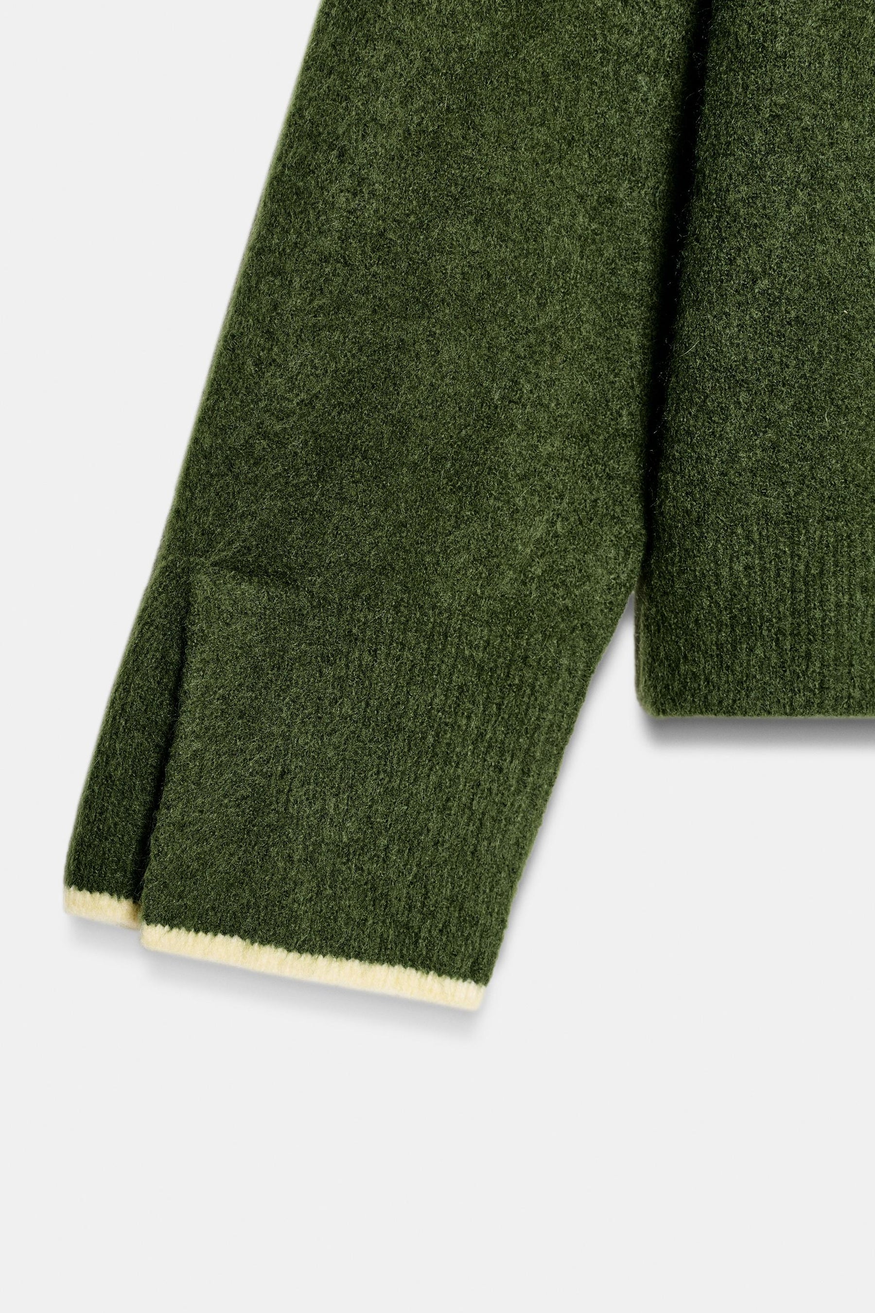 Cardigan mit Kontrastbesatz