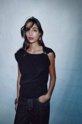 Ärmelloser Strickpullover