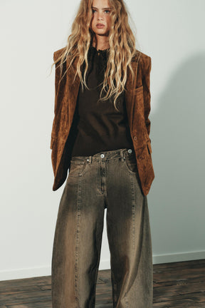 Oversized Barrel Low-Rise Jeans