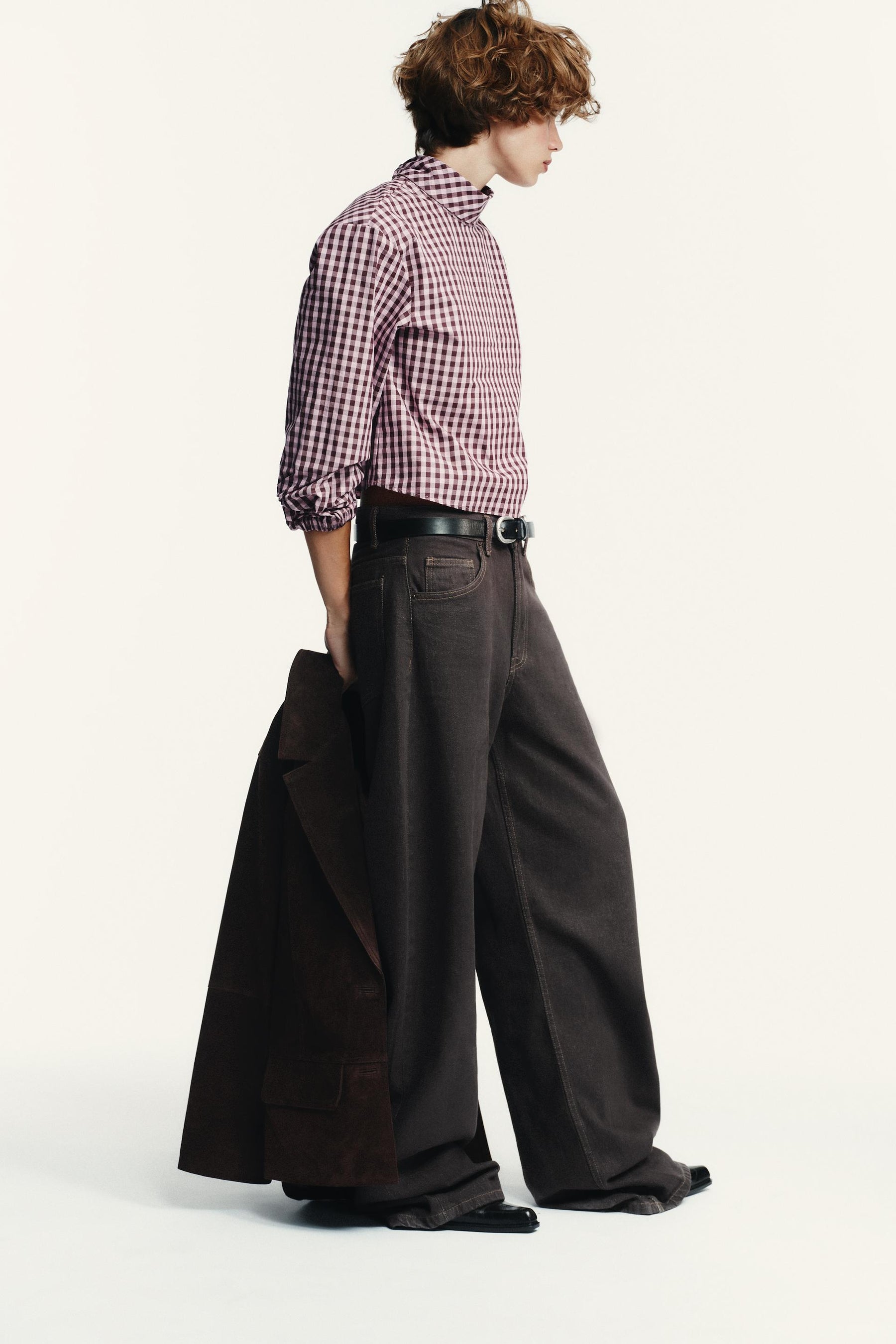 Hochtaillierte Barrel-Jeans