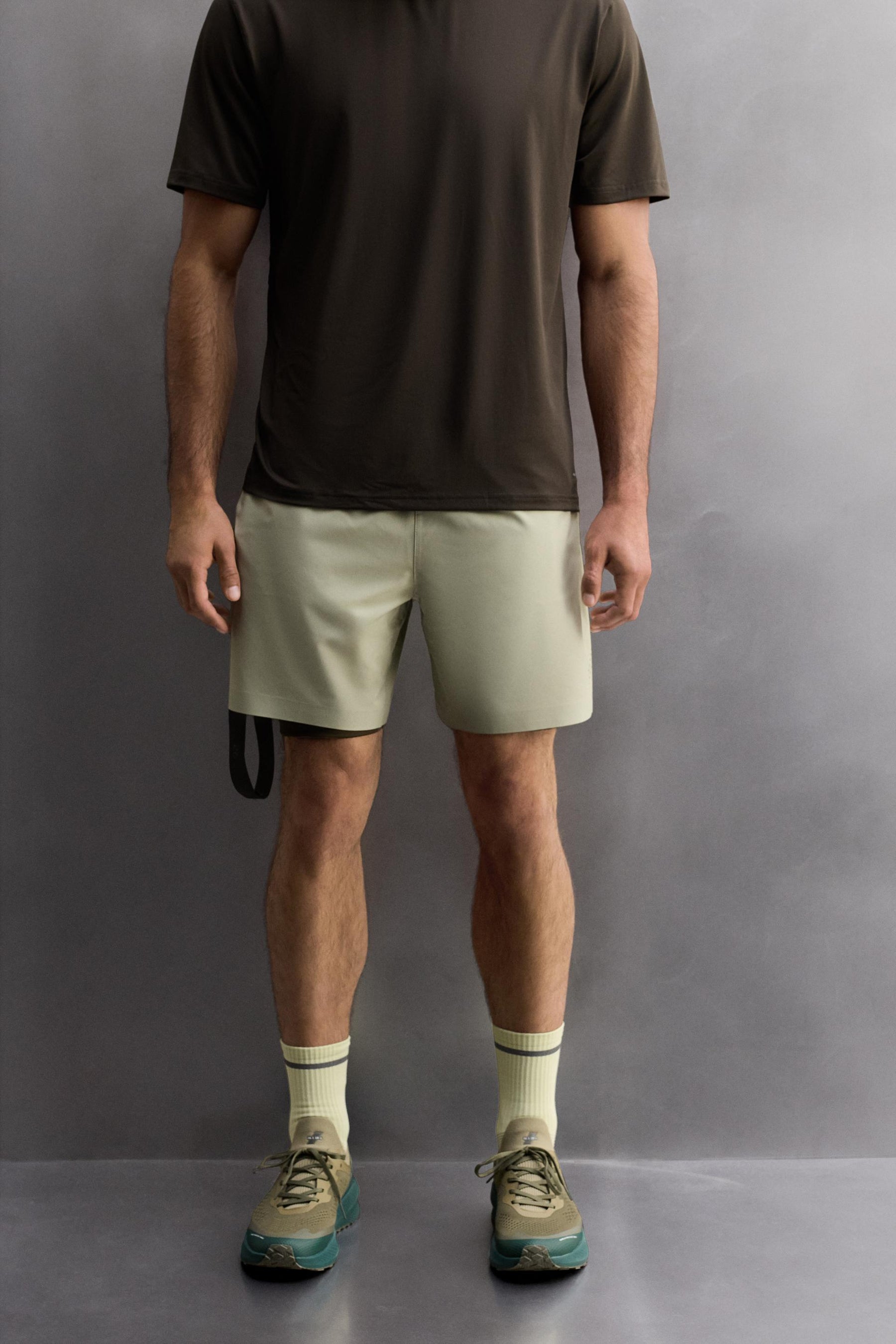 PERFORATED LIGHTWEIGHT SHORTS - Image 2