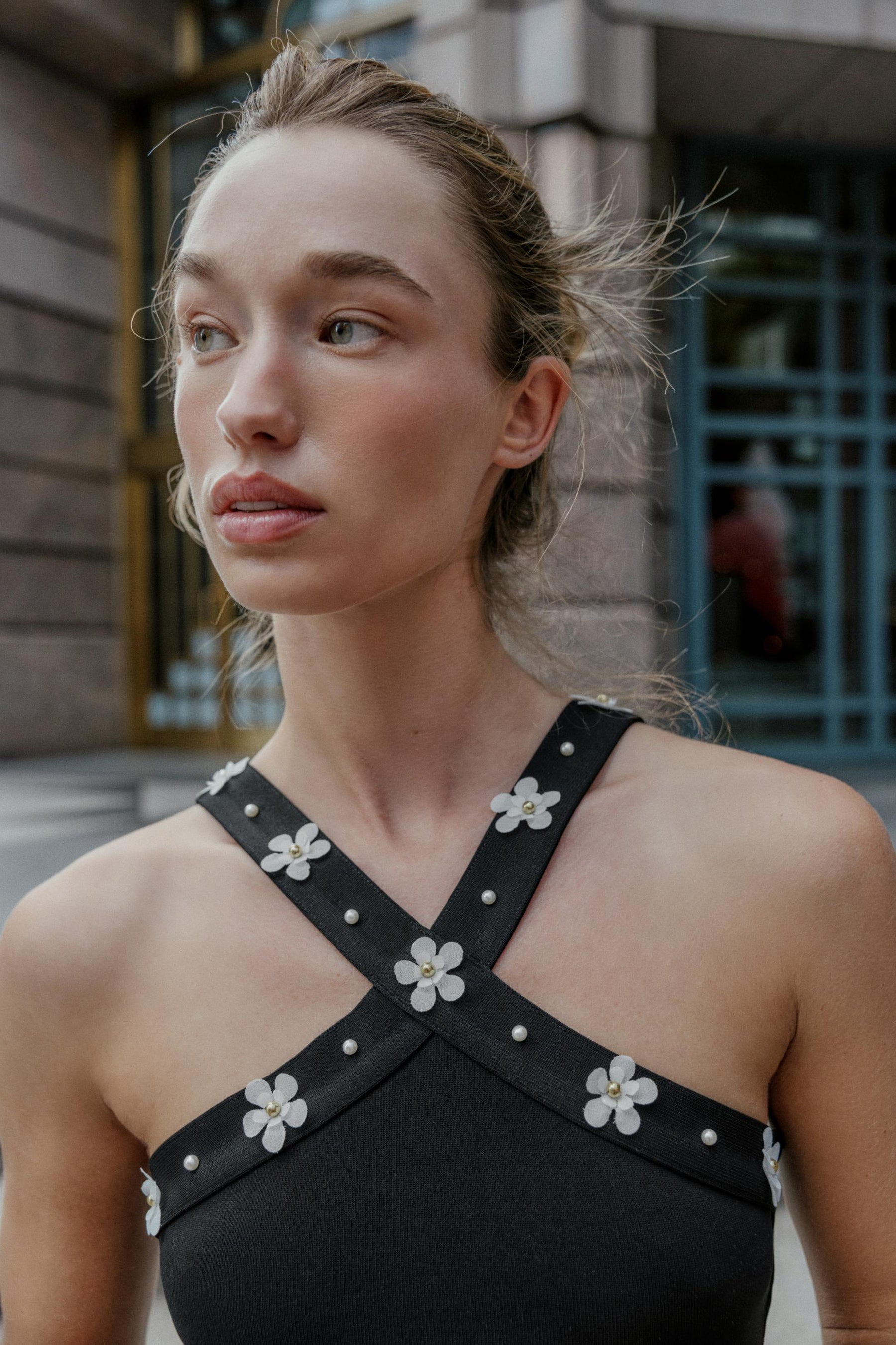 STRETCH-BODY MIT BLUMENMUSTER