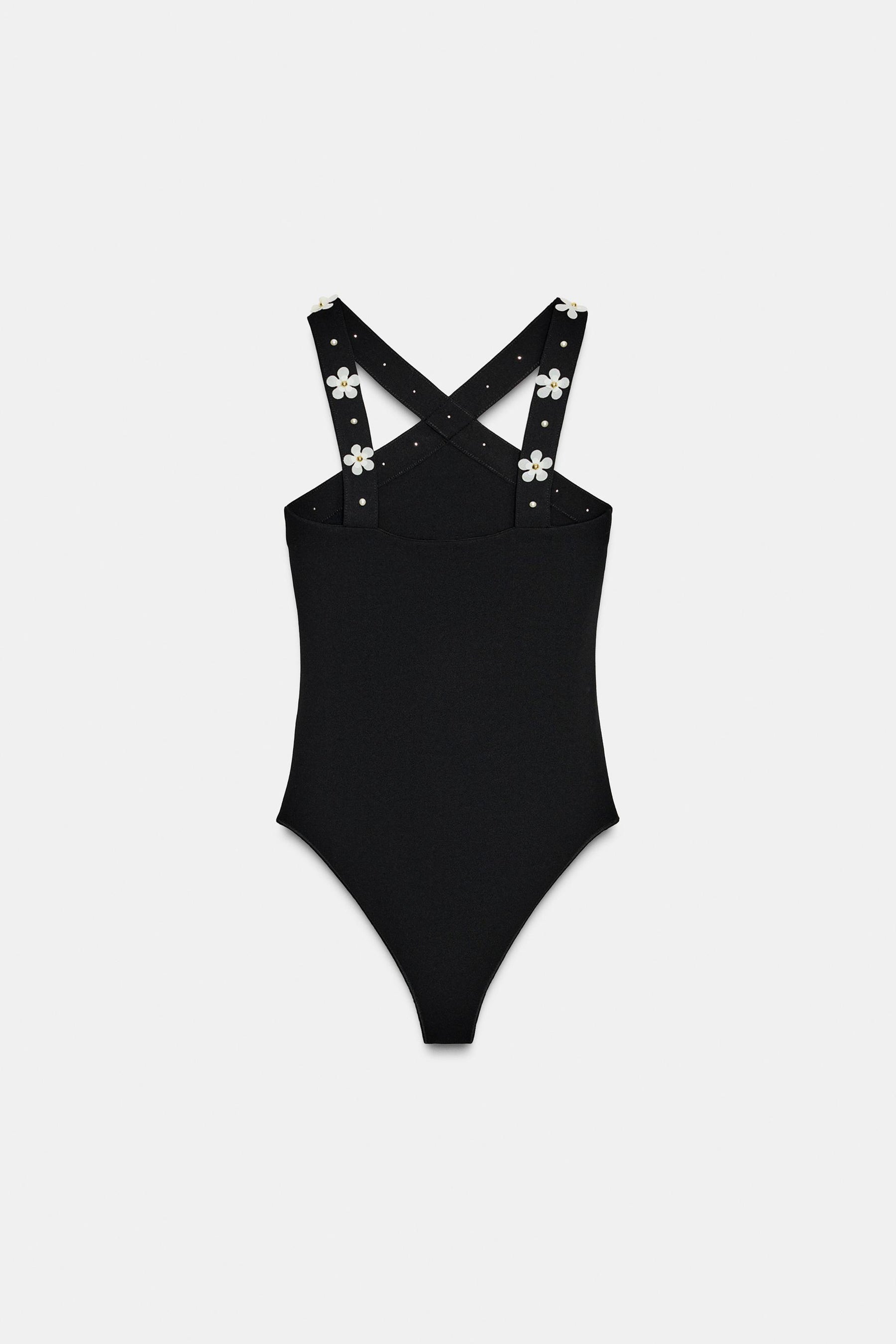 STRETCH-BODY MIT BLUMENMUSTER