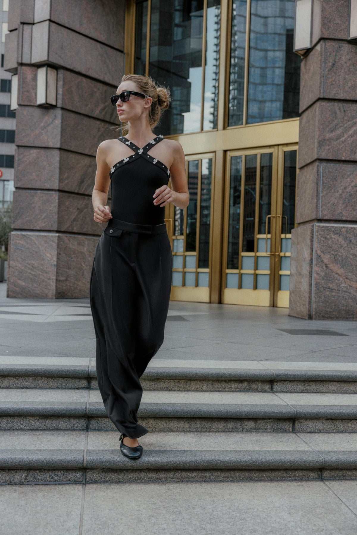 STRETCH-BODY MIT BLUMENMUSTER