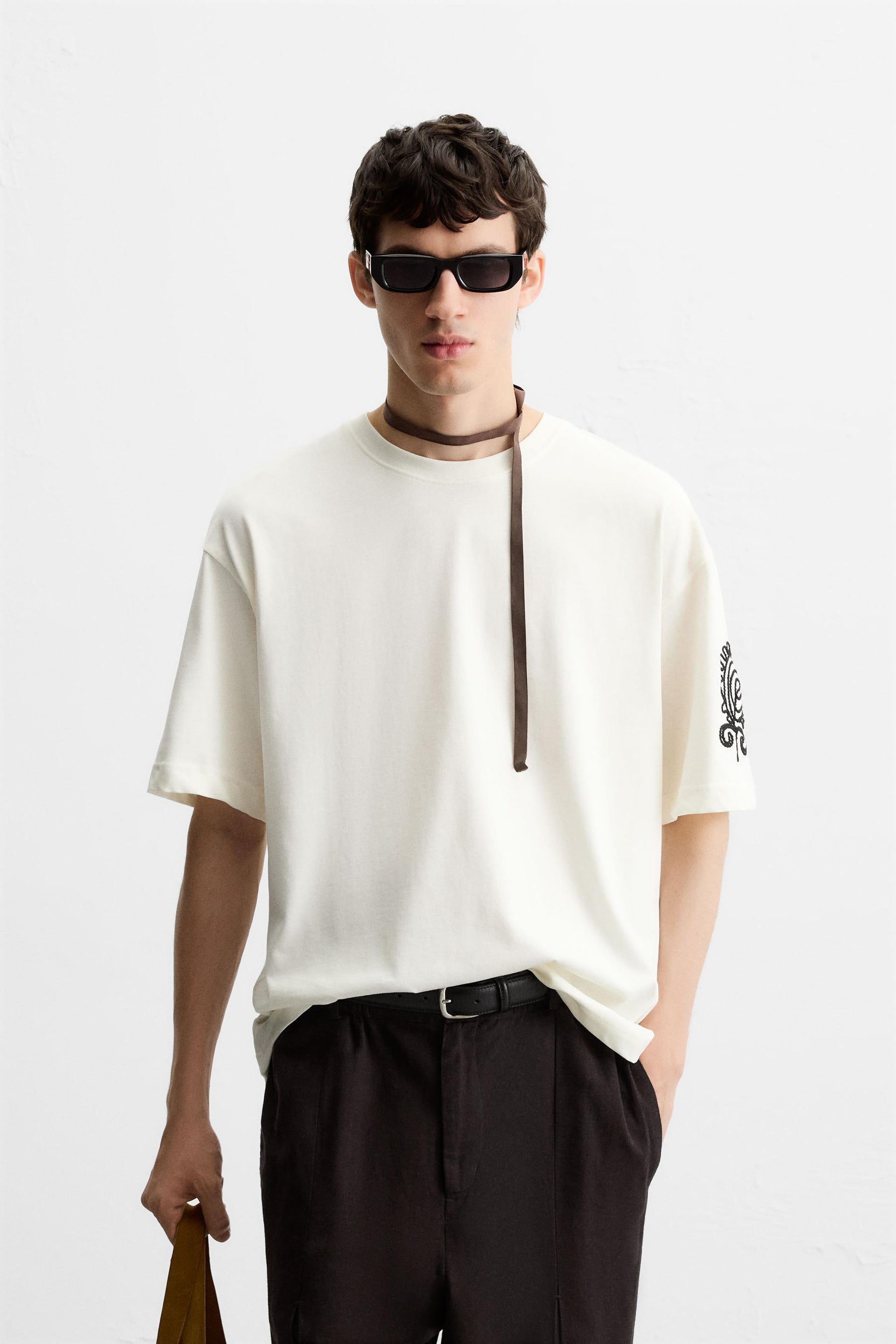 CONTRAST EMBROIDERY SHIRT - Image 2