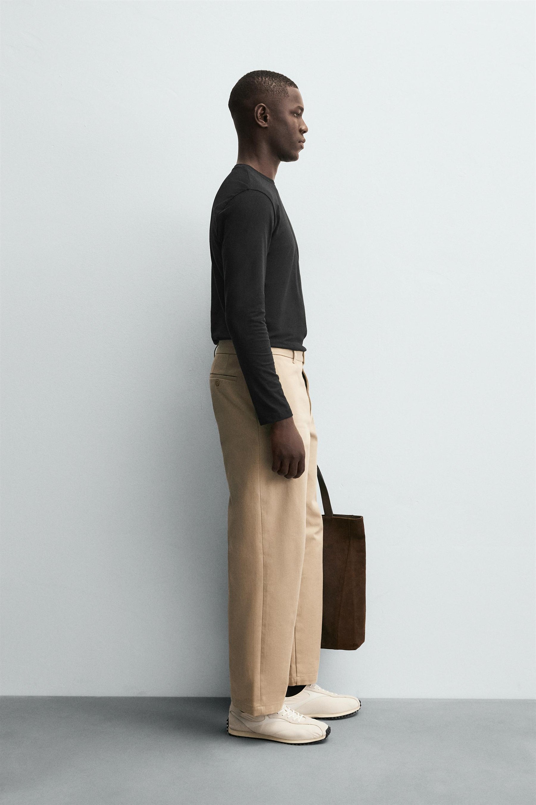 BASIC SLIM FIT T-SHIRT - Image 4