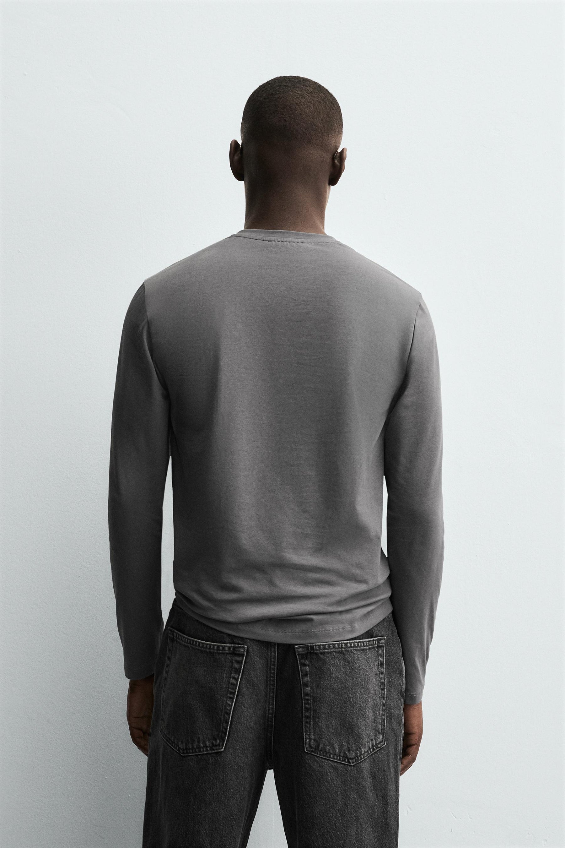 BASIC SLIM FIT T-SHIRT - Image 3