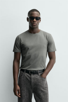BASIC SLIM FIT T-SHIRT - Image 2