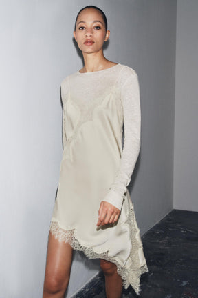 Leinenhemd mit langen Ärmeln