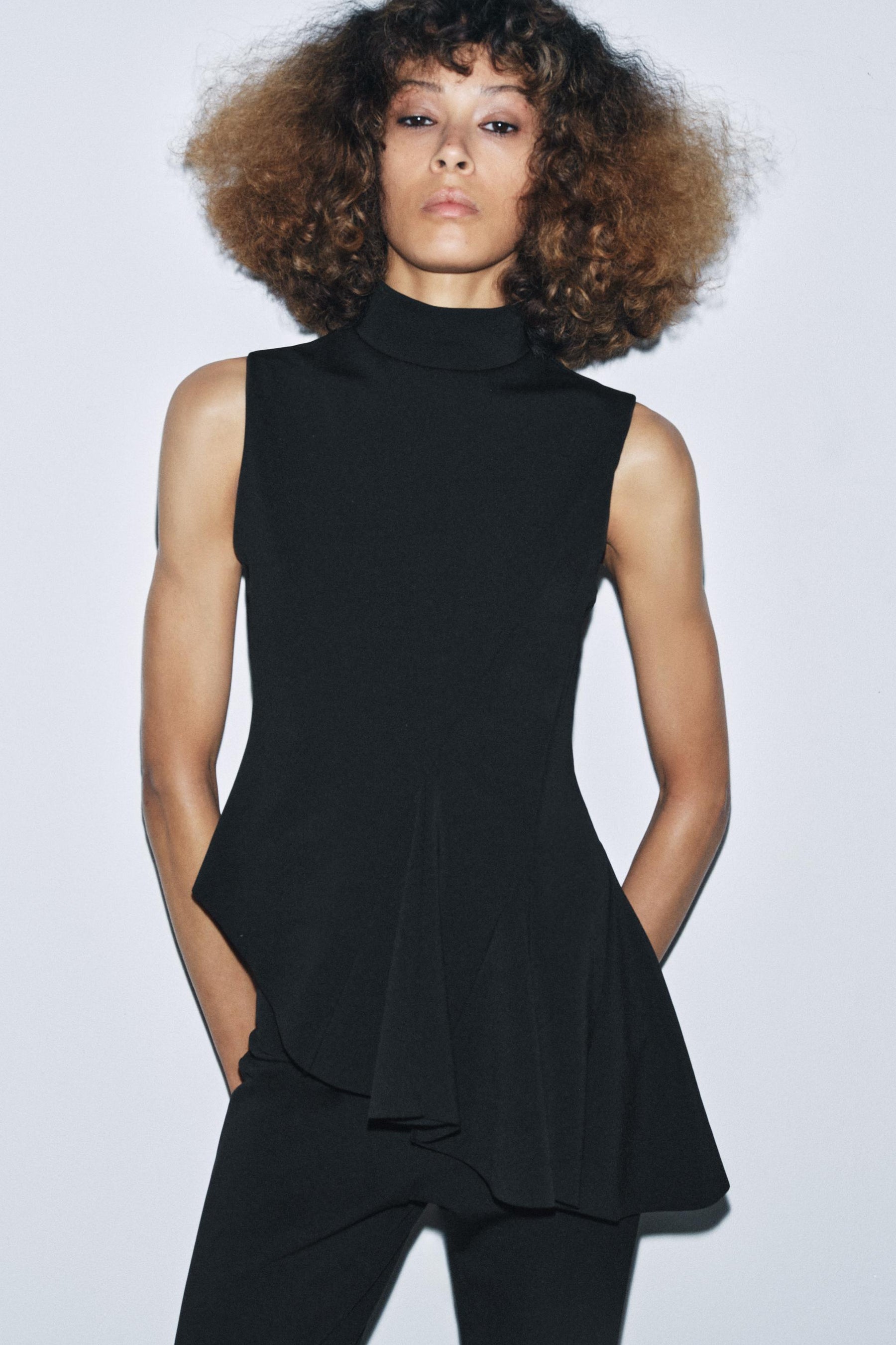 Ärmelloses Peplum-Top