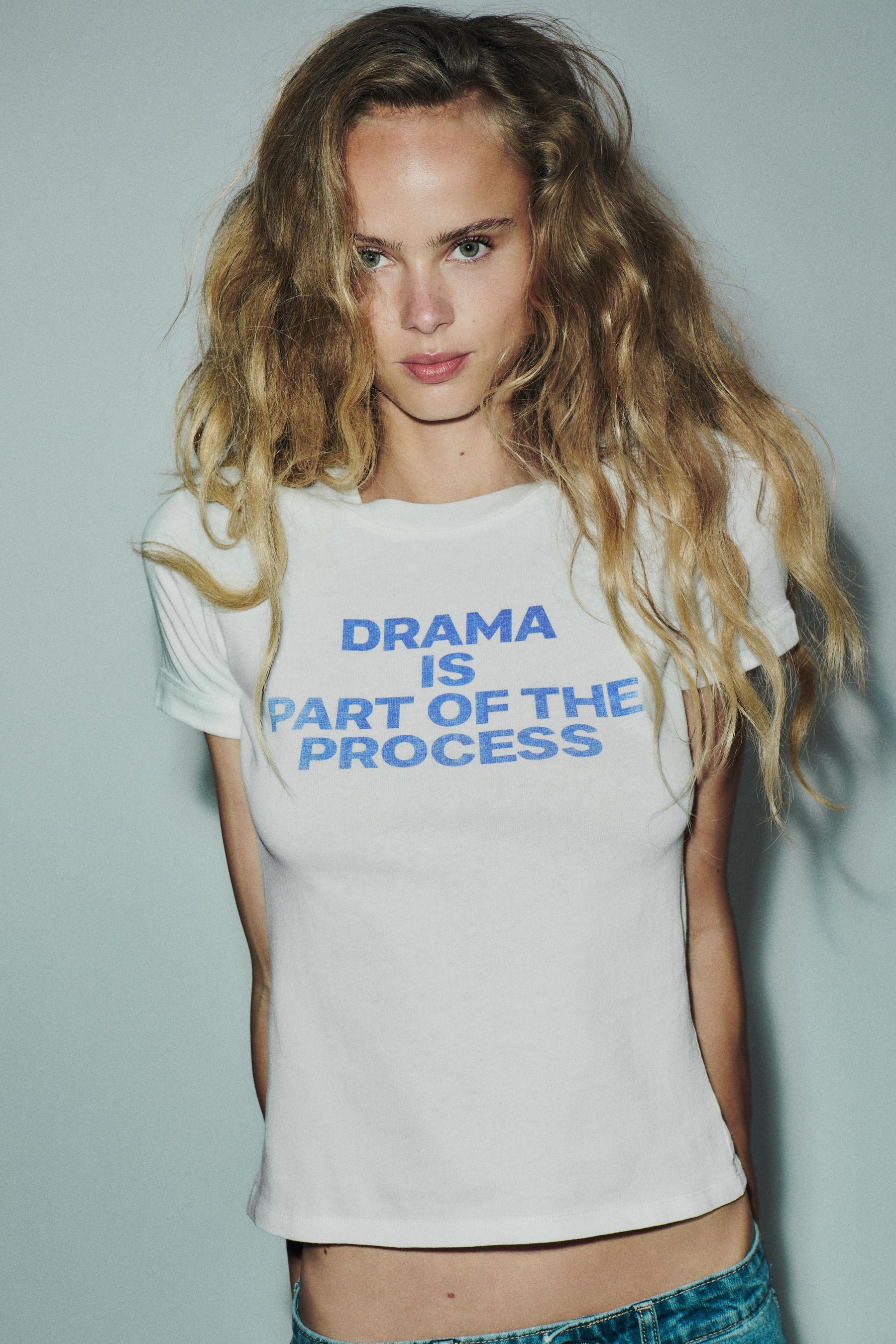 Zerrissenes Baumwoll-T-Shirt