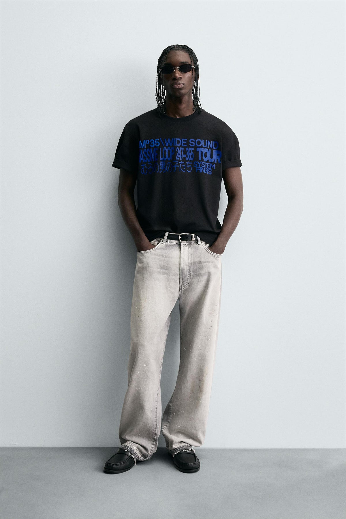 T-SHIRT WITH GRAPHIC SLOGAN - Image 1