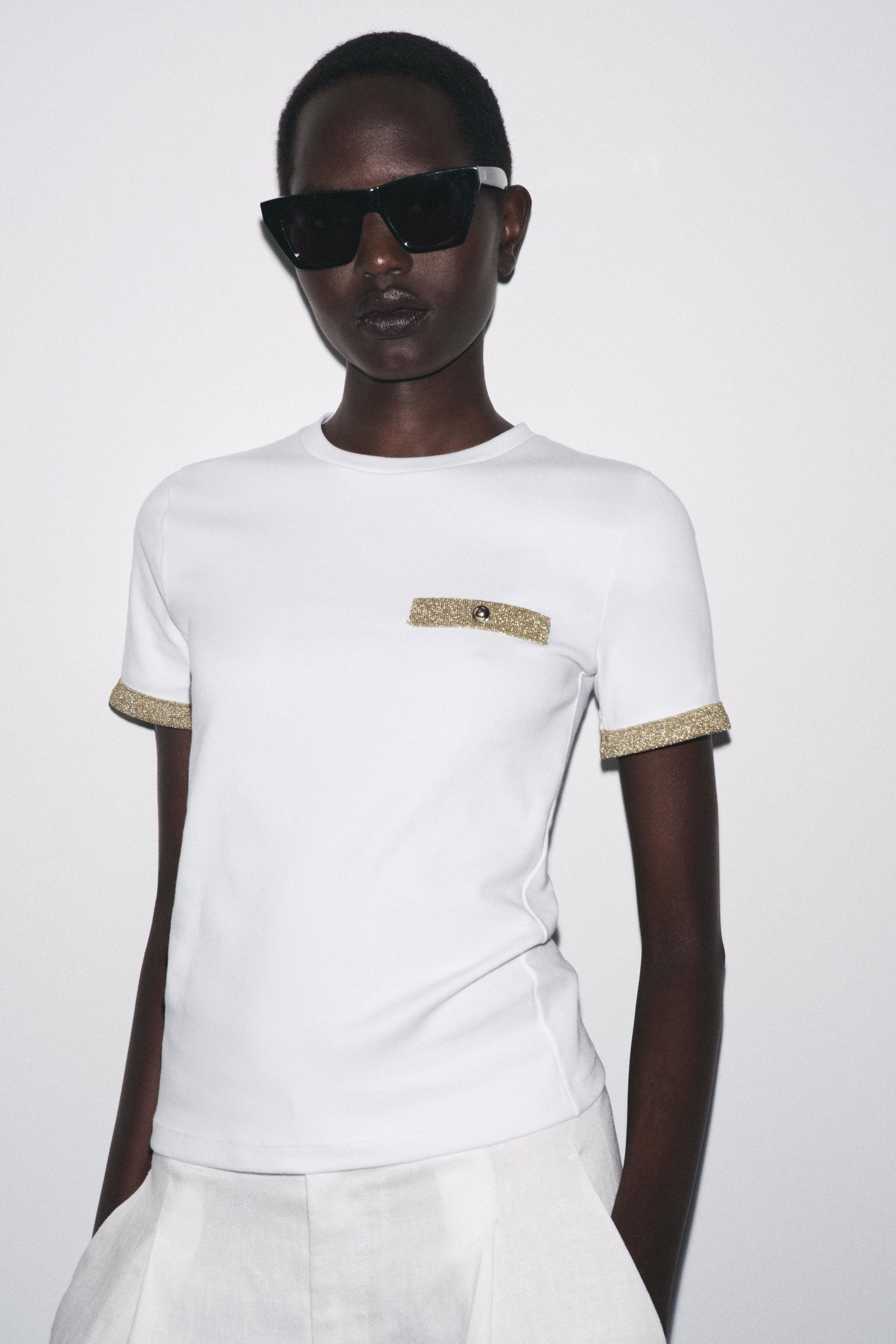 METALLIC-FADEN-SHIRT