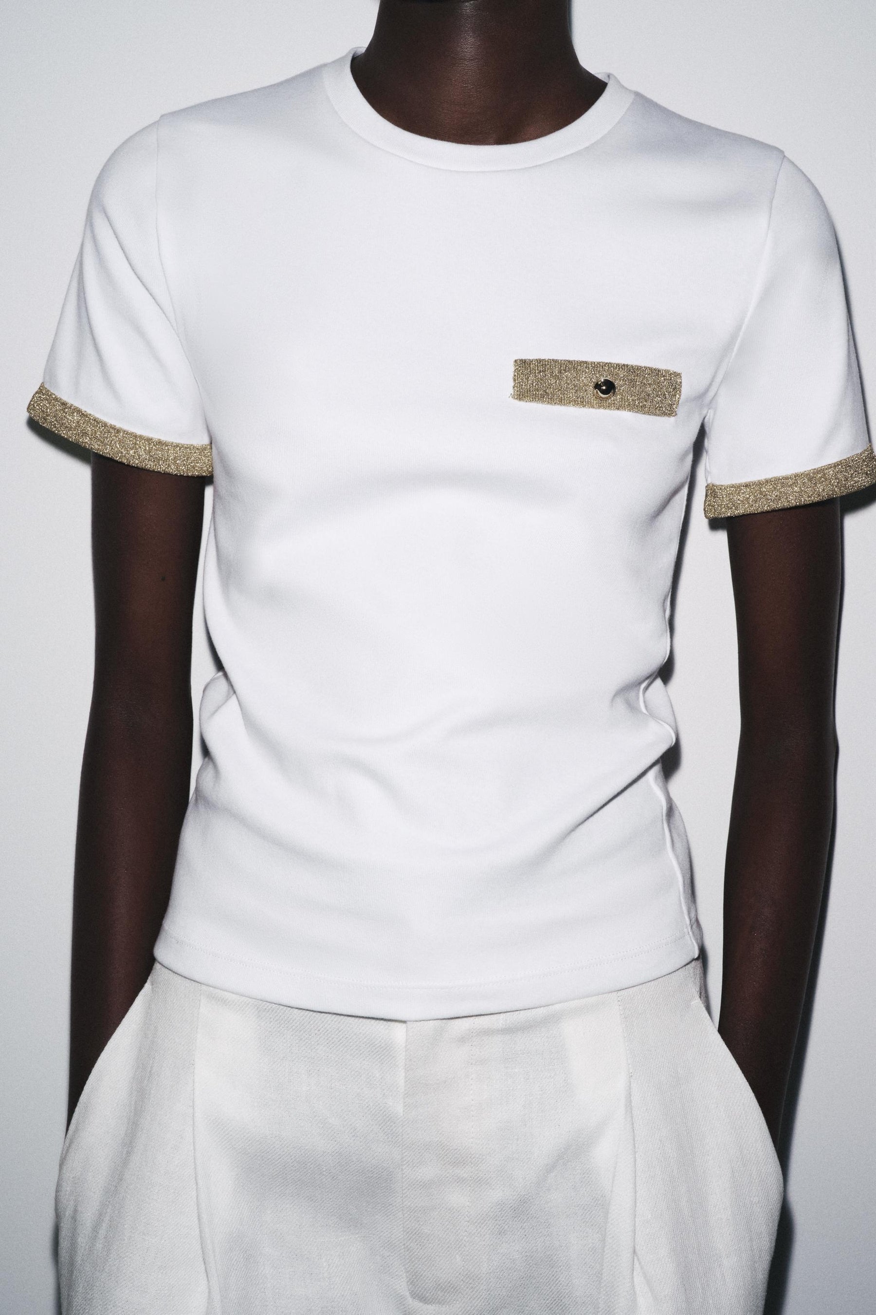 METALLIC-FADEN-SHIRT