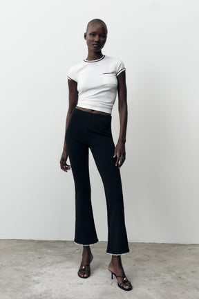 T-Shirt mit Metallic-Fadenbesatz