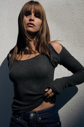 Neckholder-Doppel-T-Shirt