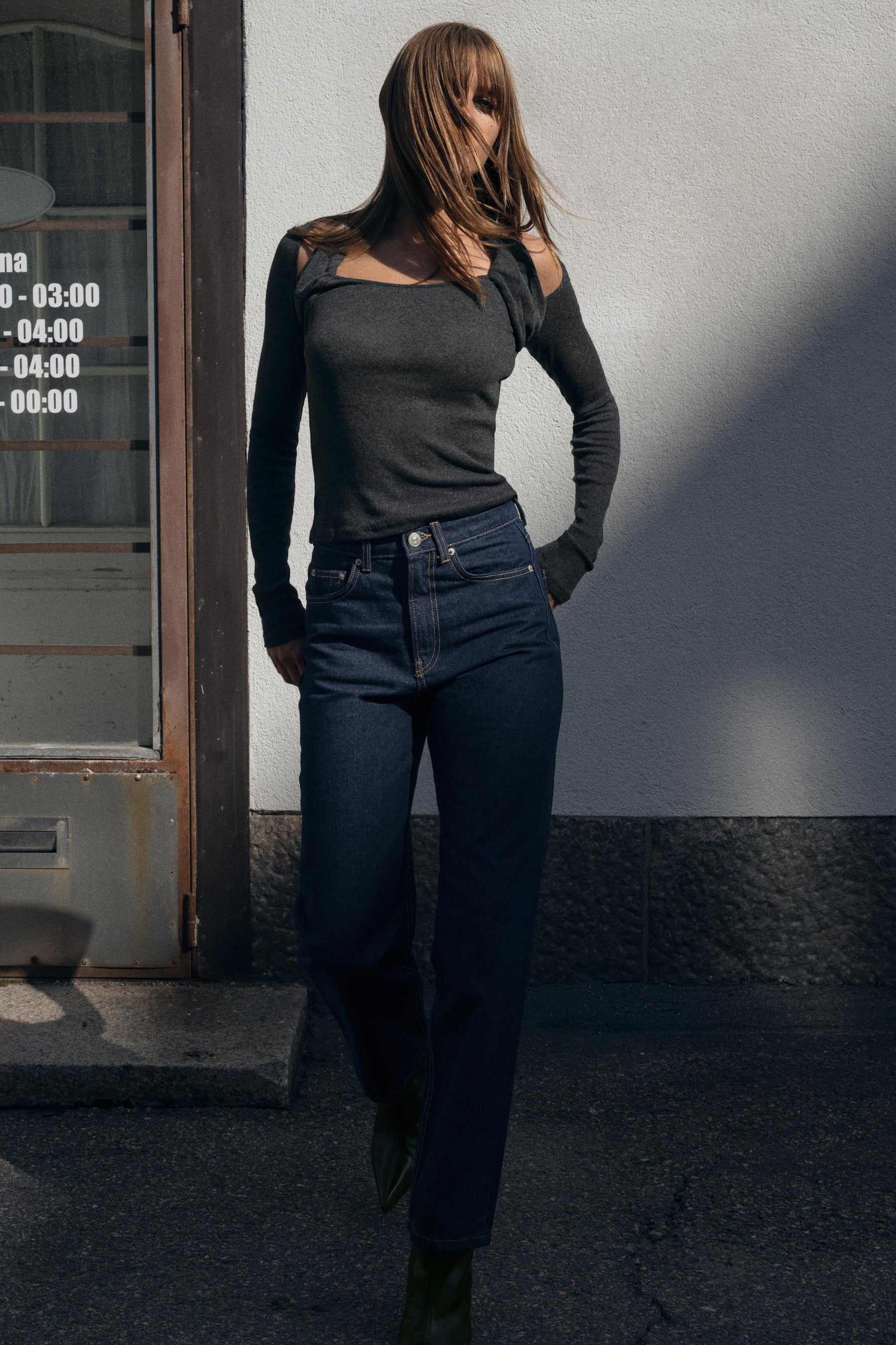 Neckholder-Doppel-T-Shirt