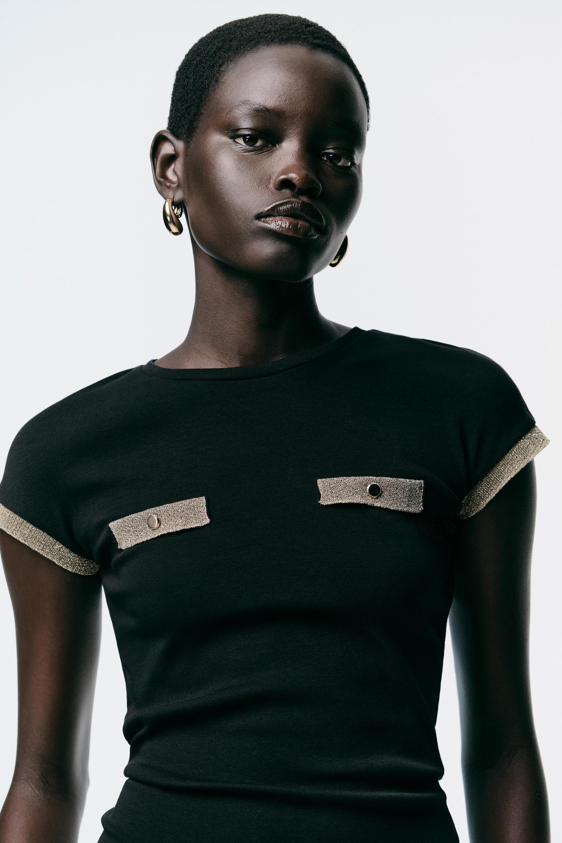 METALLIC-FADEN-SHIRT