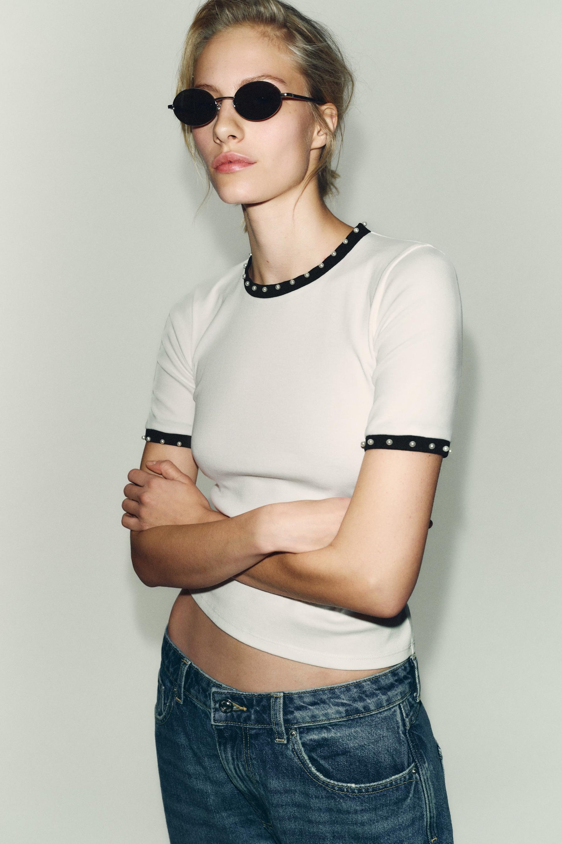 T-Shirt mit grobem Perlenmuster