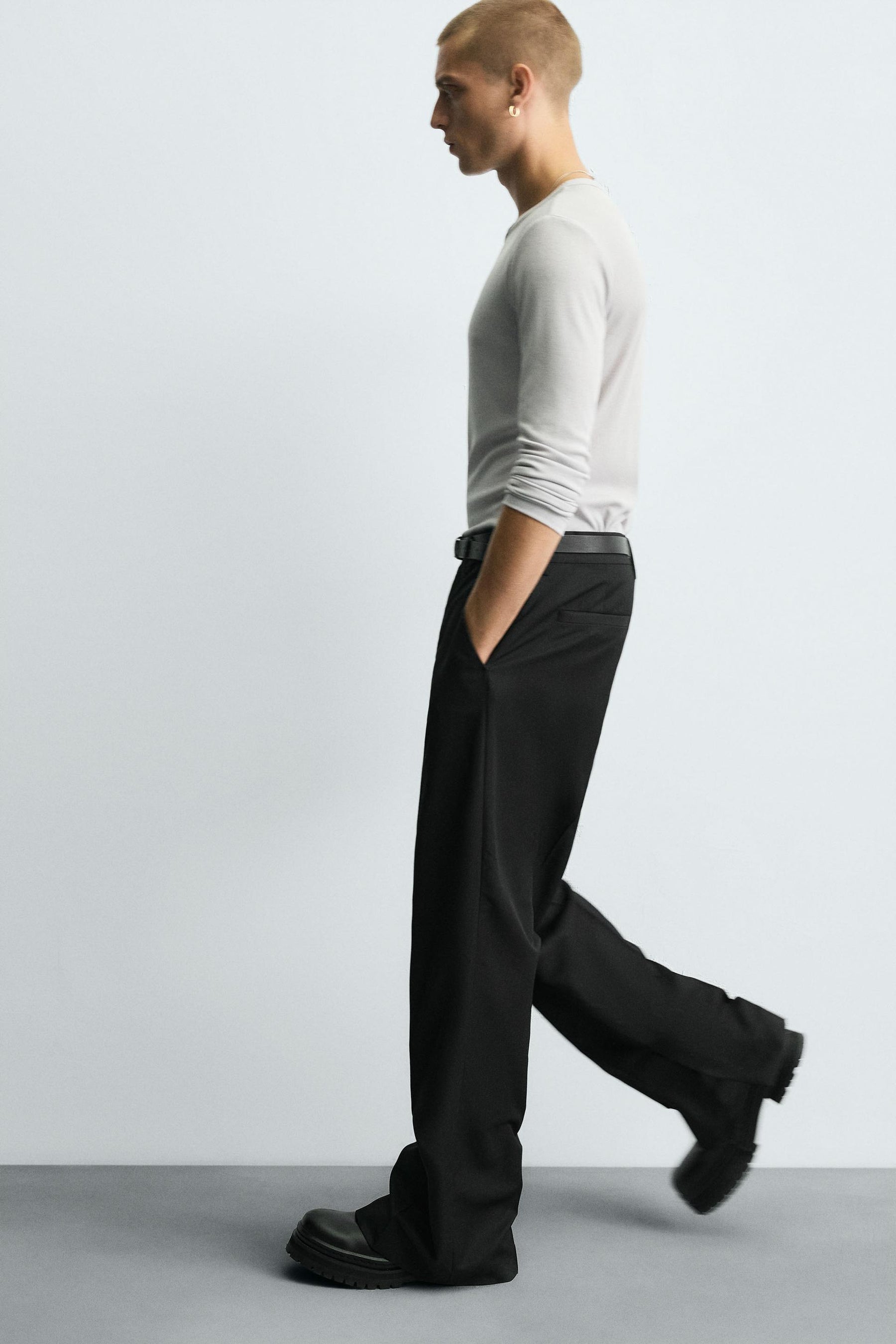 STRAIGHT-LEG TROUSERS WITH VENTS - Image 5