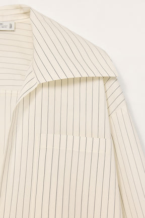 Gestreiftes Hemd mit Belüftungsschlitzen