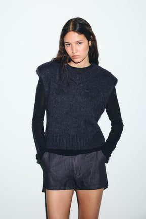 WOOL AND ALPACA WAISTCOAT WITH SHOULDER PADS - Image 2