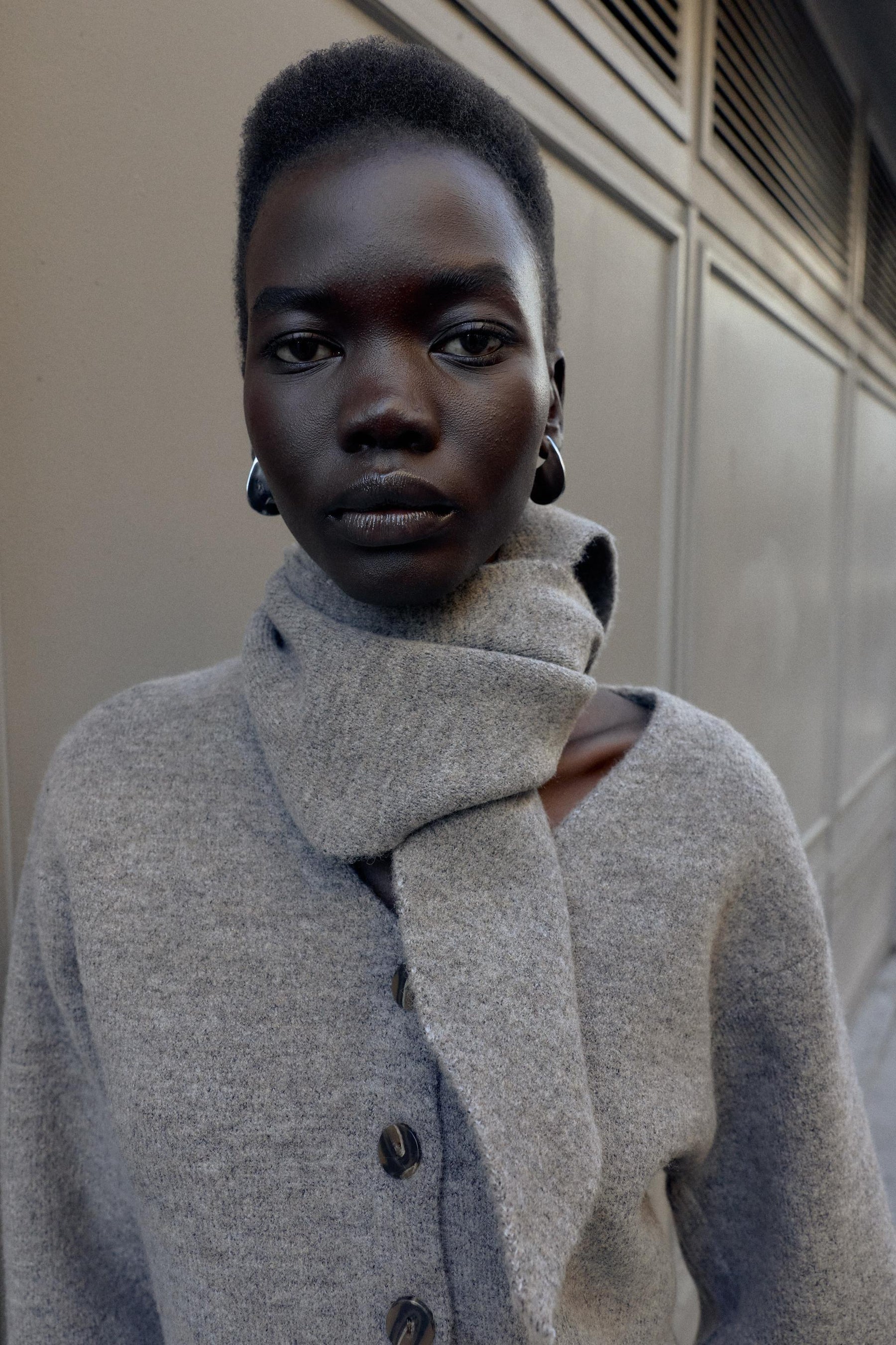 Strickjacke mit Schaldetails