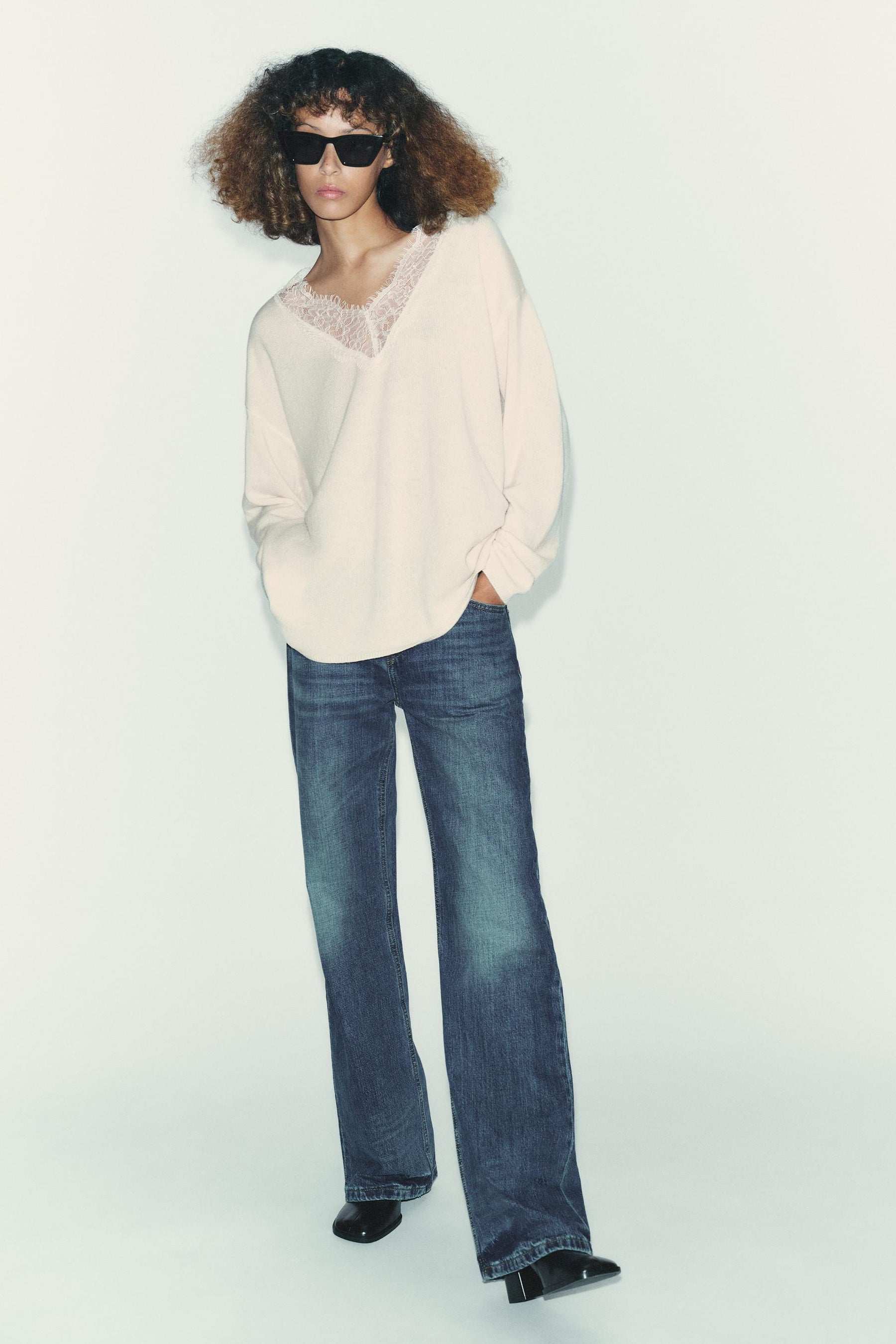 SPITZENSTRICKPULLOVER