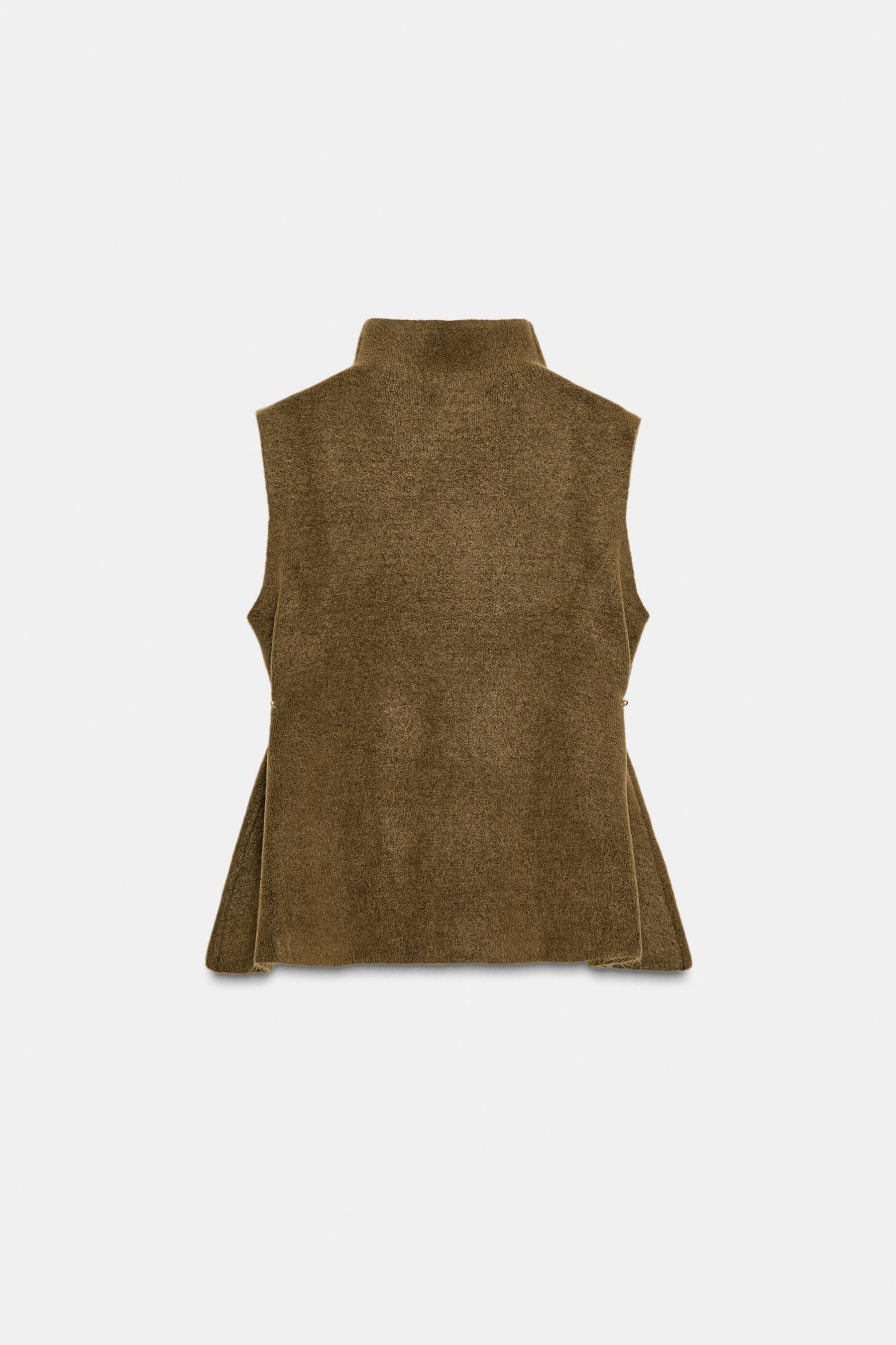 ASYMMETRIC KNIT TOP WITH SIDE APPLIQUÉS - Image 2