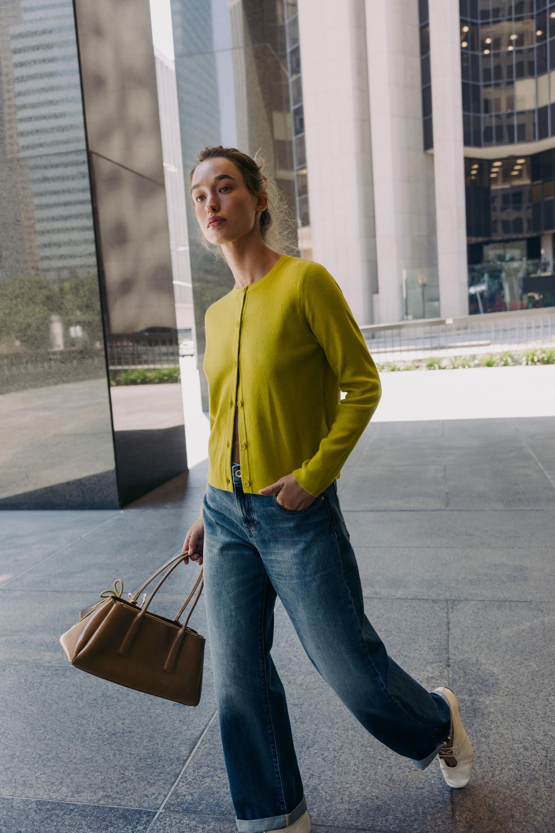 BASIC KNIT CARDIGAN WITH BUTTONS - Image 1