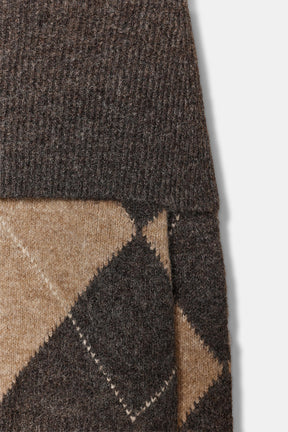 TRÄGERLOSER STRICKPULLOVER