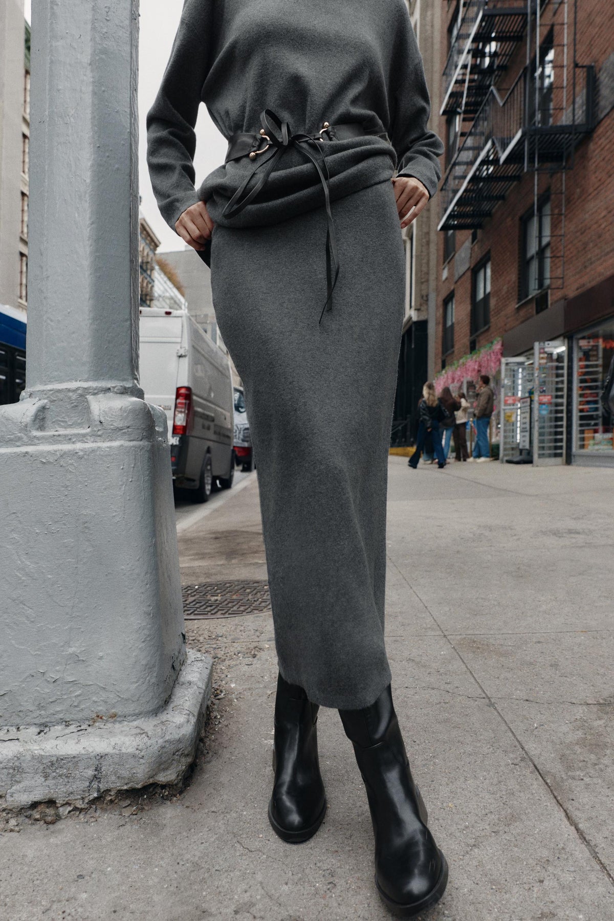 EINFACHER STRICK-MIDI-ROCK