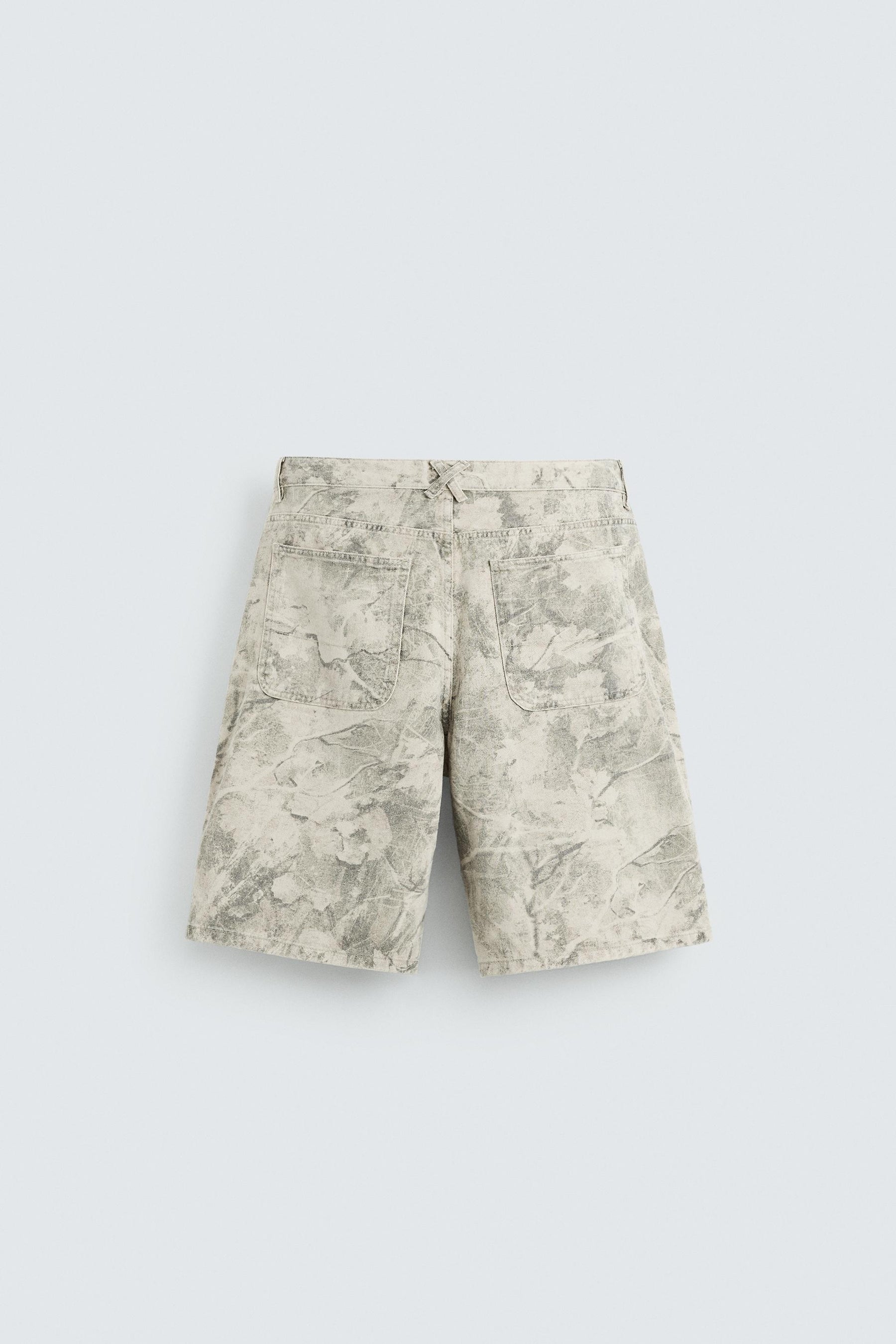 ABSTRACT PRINT RELAXED FIT BERMUDA SHORTS - Image 7