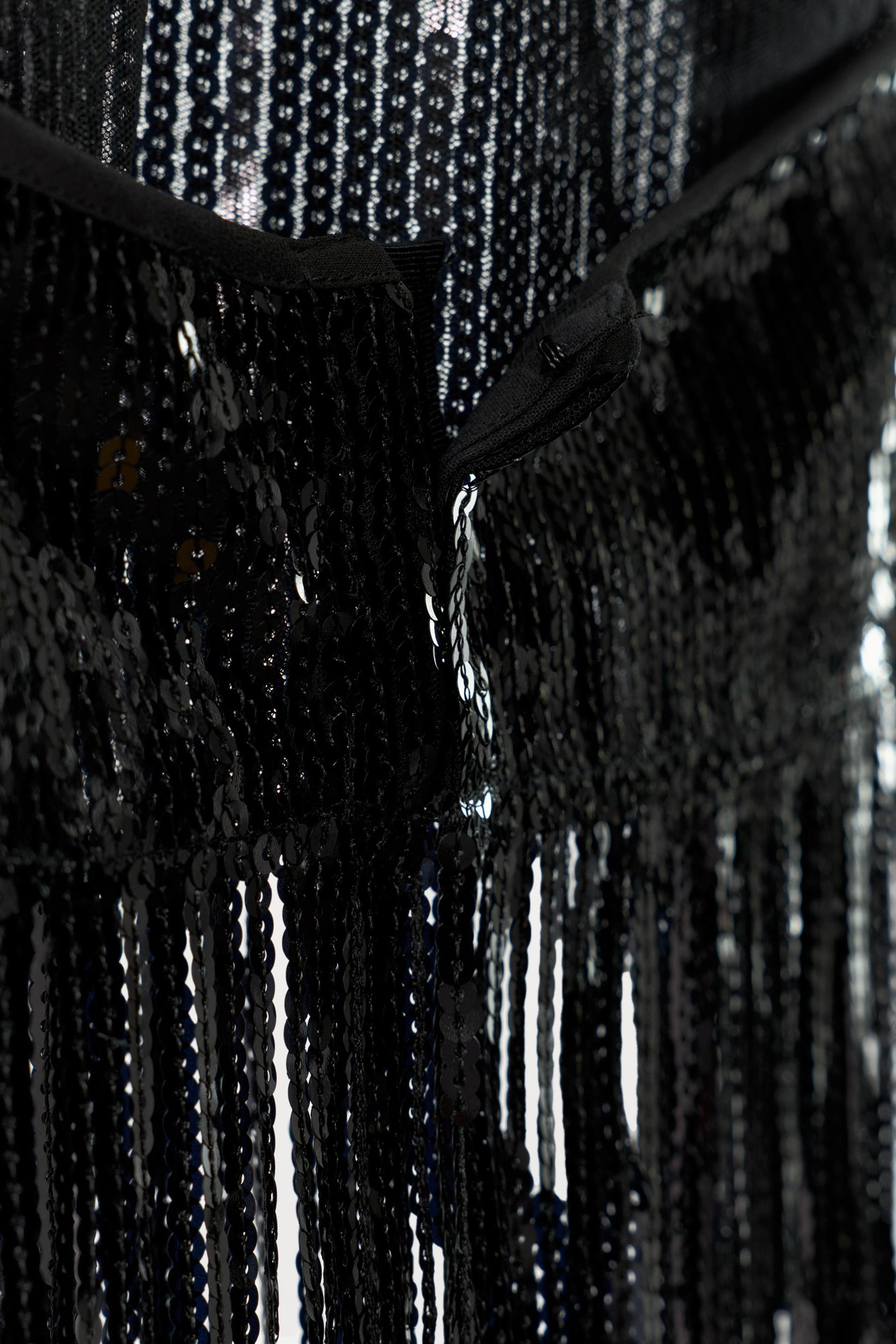 Paillettenbesetztes Fransen-Neckholder-Top