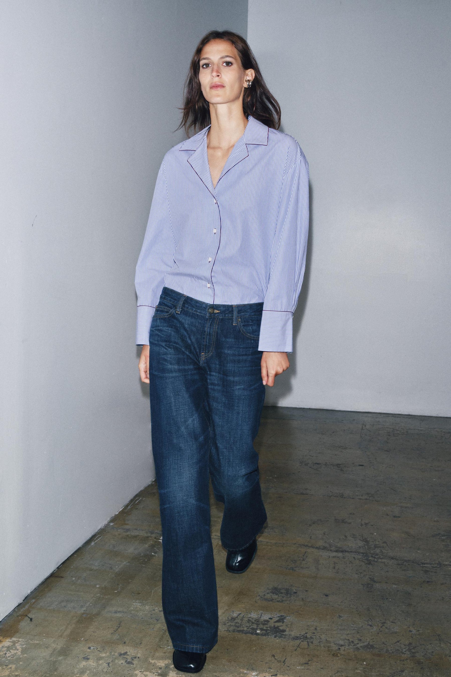 Bootcut-Jeans mit niedrigem Bund