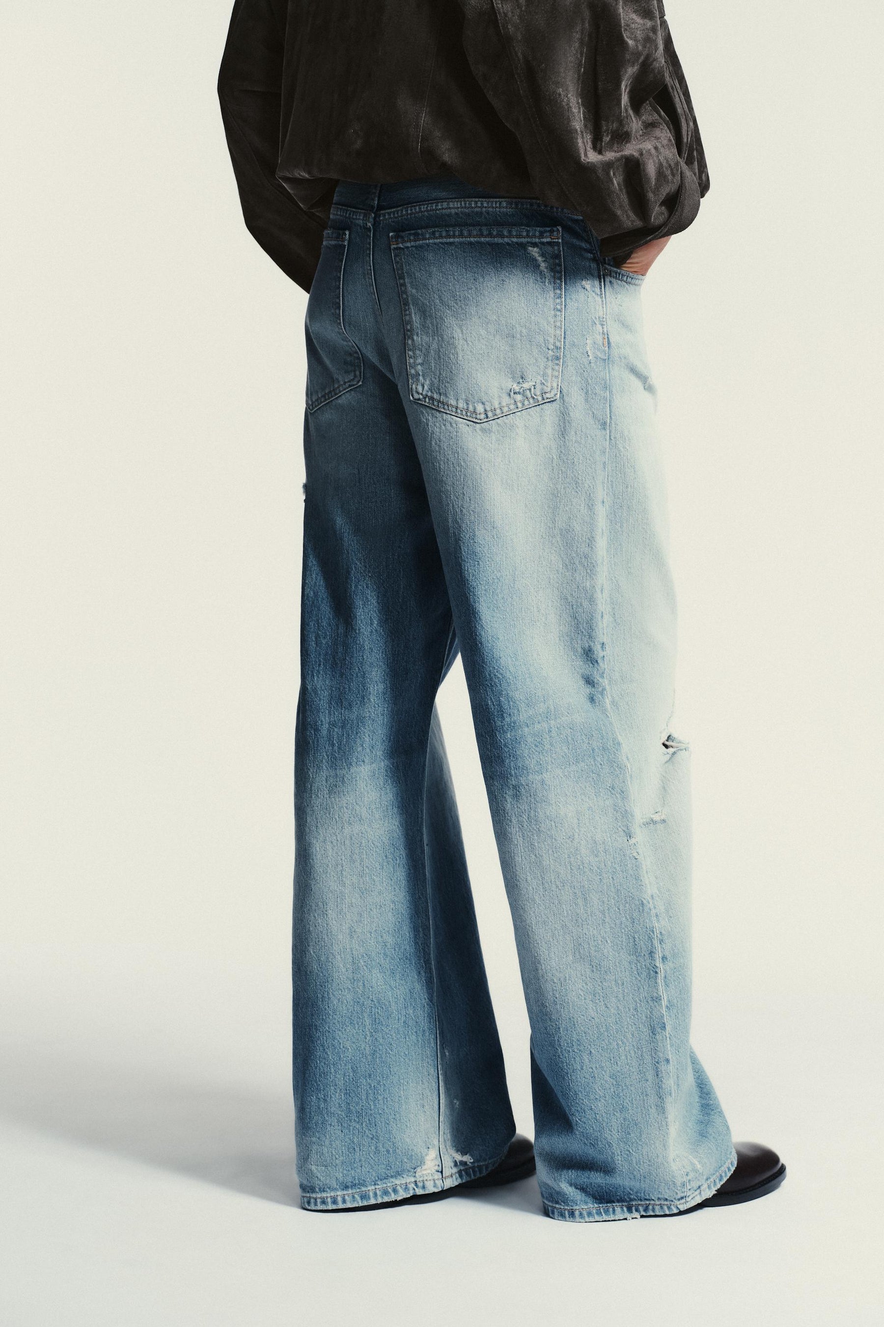 Baggy Jeans mit mittlerer Taille