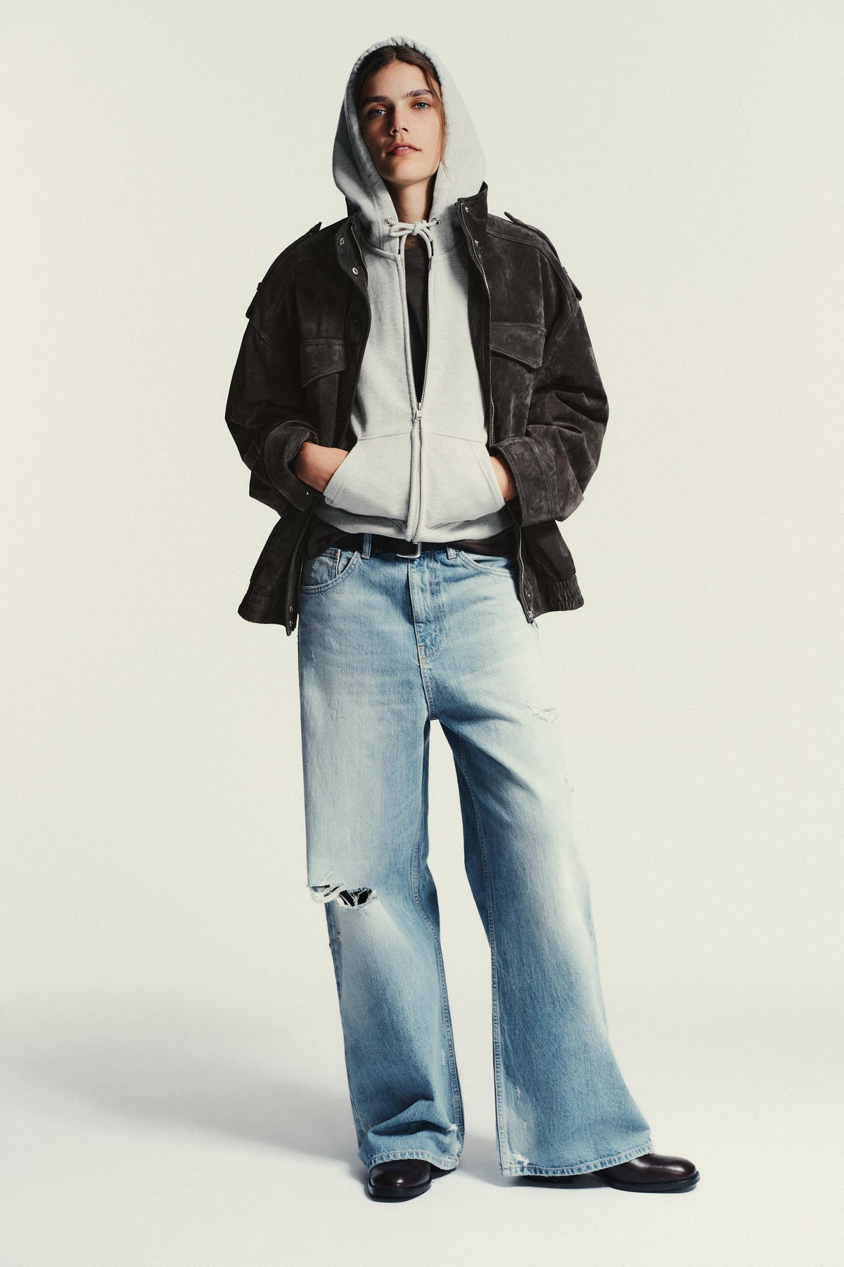 Baggy Jeans mit mittlerer Taille