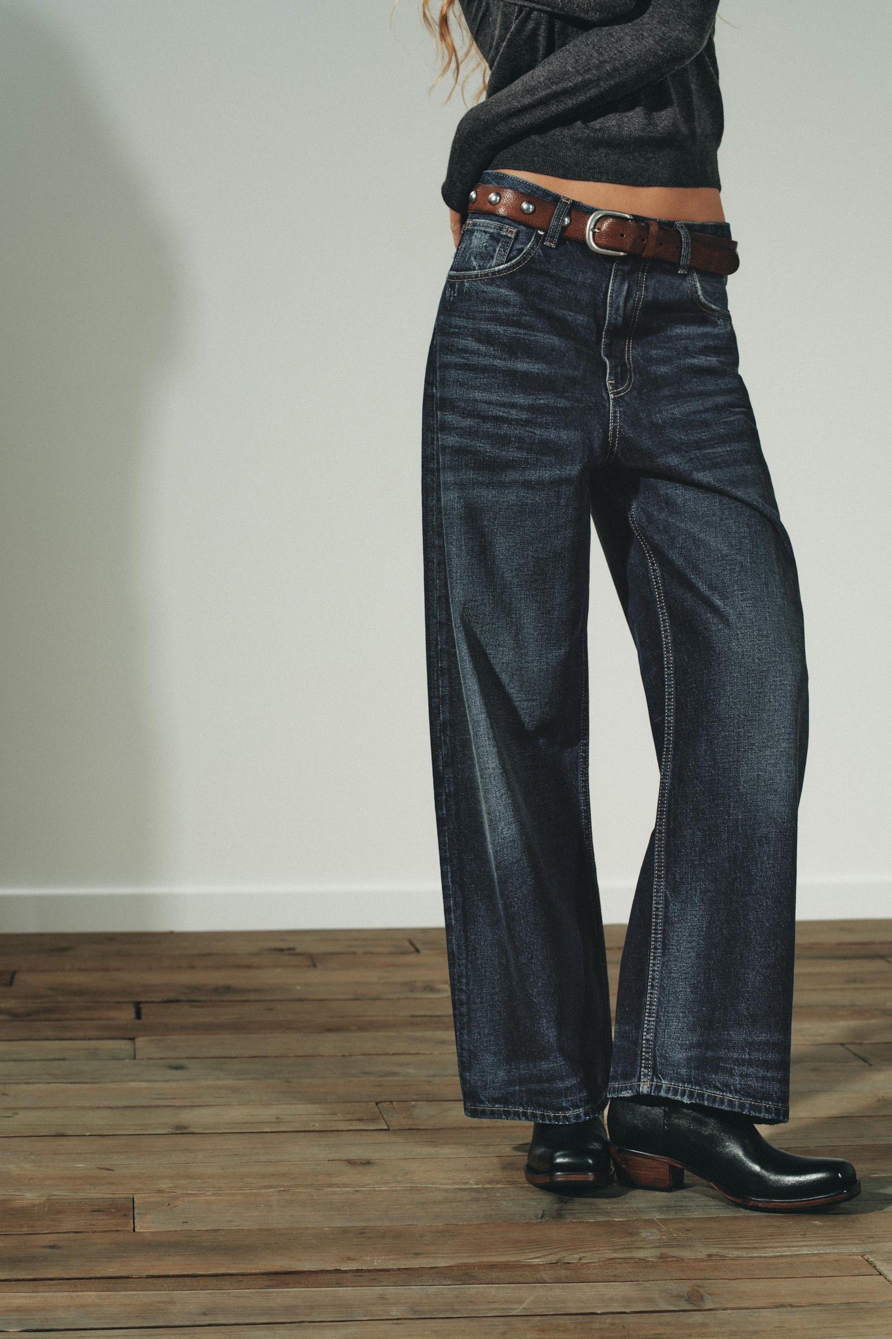 Baggy-Jeans mit mittelhohem Bund
