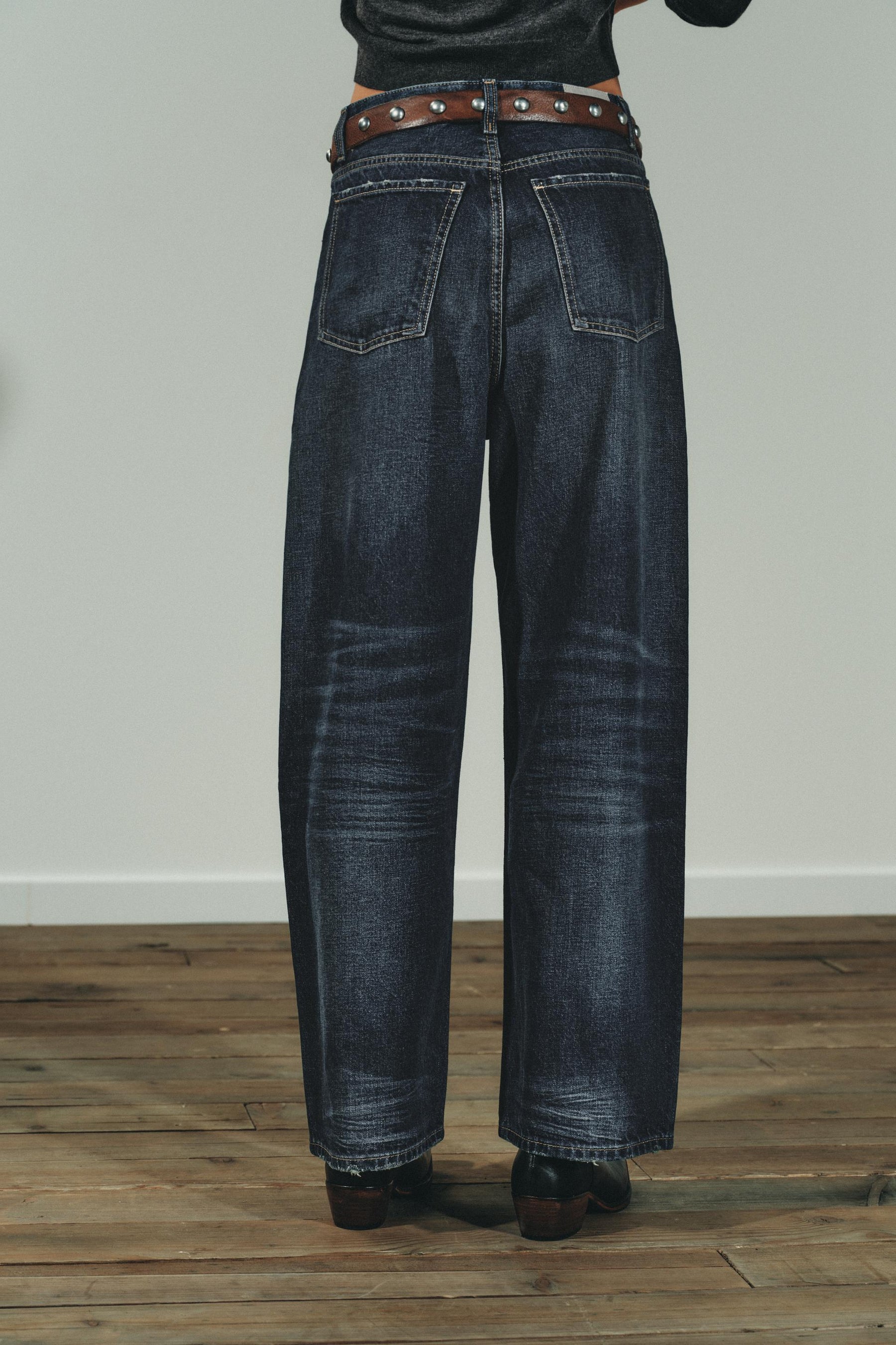 Baggy-Jeans mit mittelhohem Bund