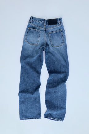 Bootcut-Jeans mit hohem Bund