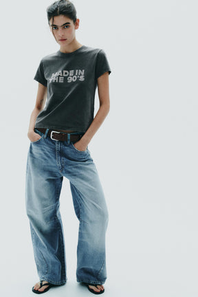 Strass-bemaltes T-Shirt