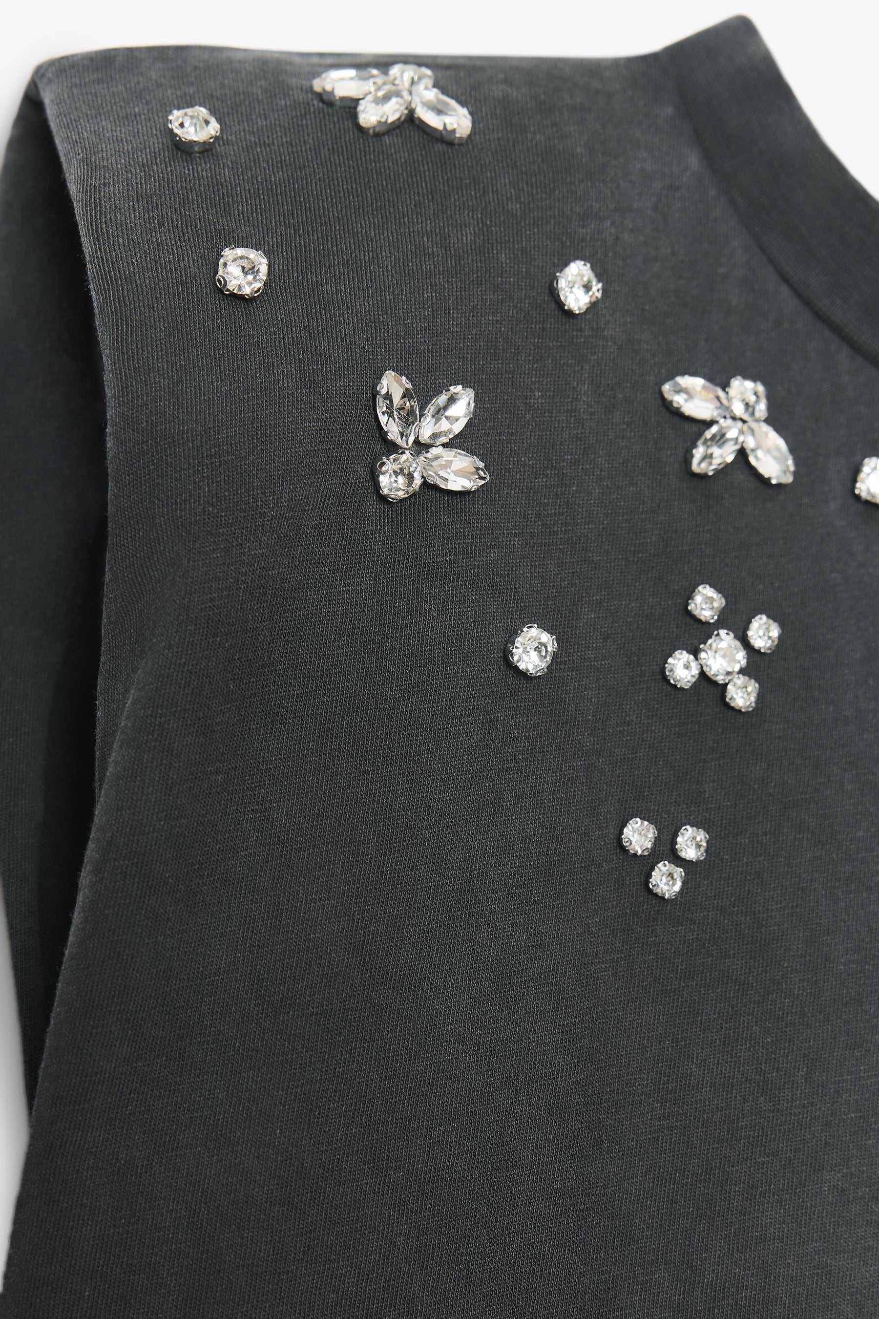 T-Shirt mit Schulterpolstern im Used-Look