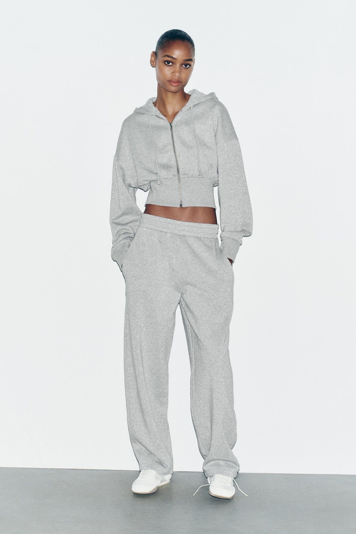 Crop-Hoodie mit Metallic-Fadenmuster