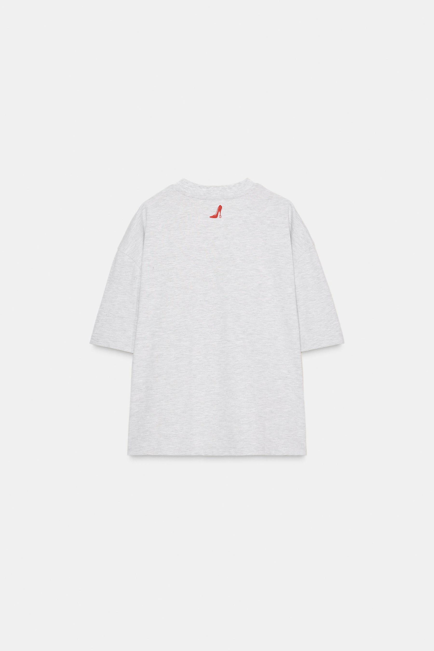 Prada-inspiriertes T-Shirt