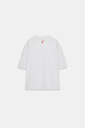Prada-inspiriertes T-Shirt