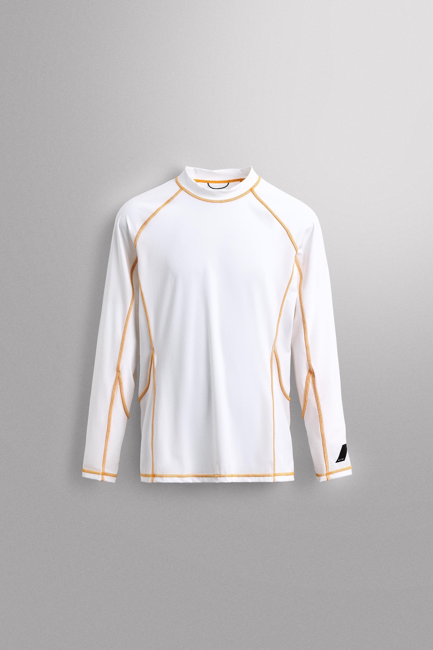 UPF40+ SURFING T-SHIRT - Image 8