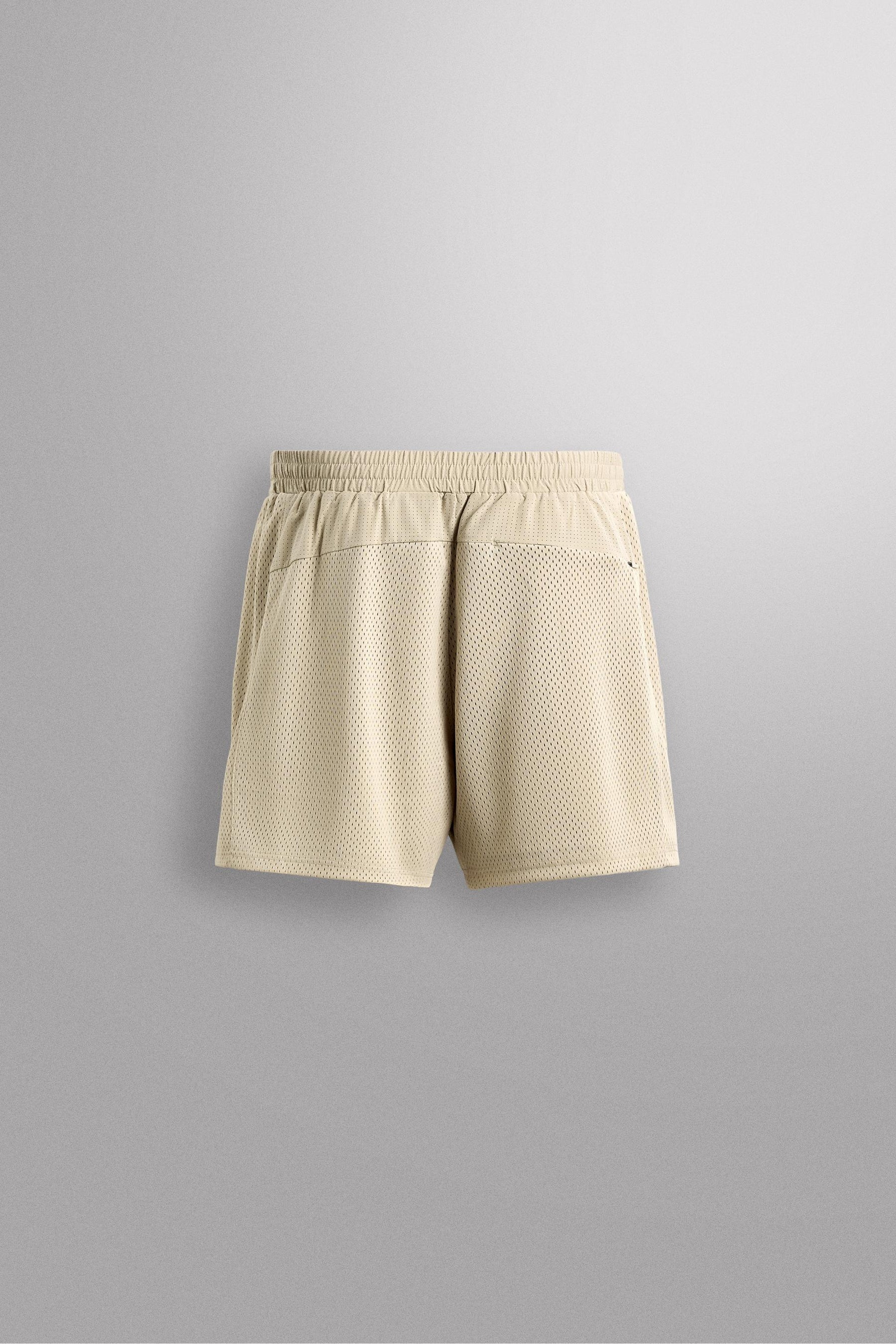 CONTRAST PERFORATED SHORTS - Image 7