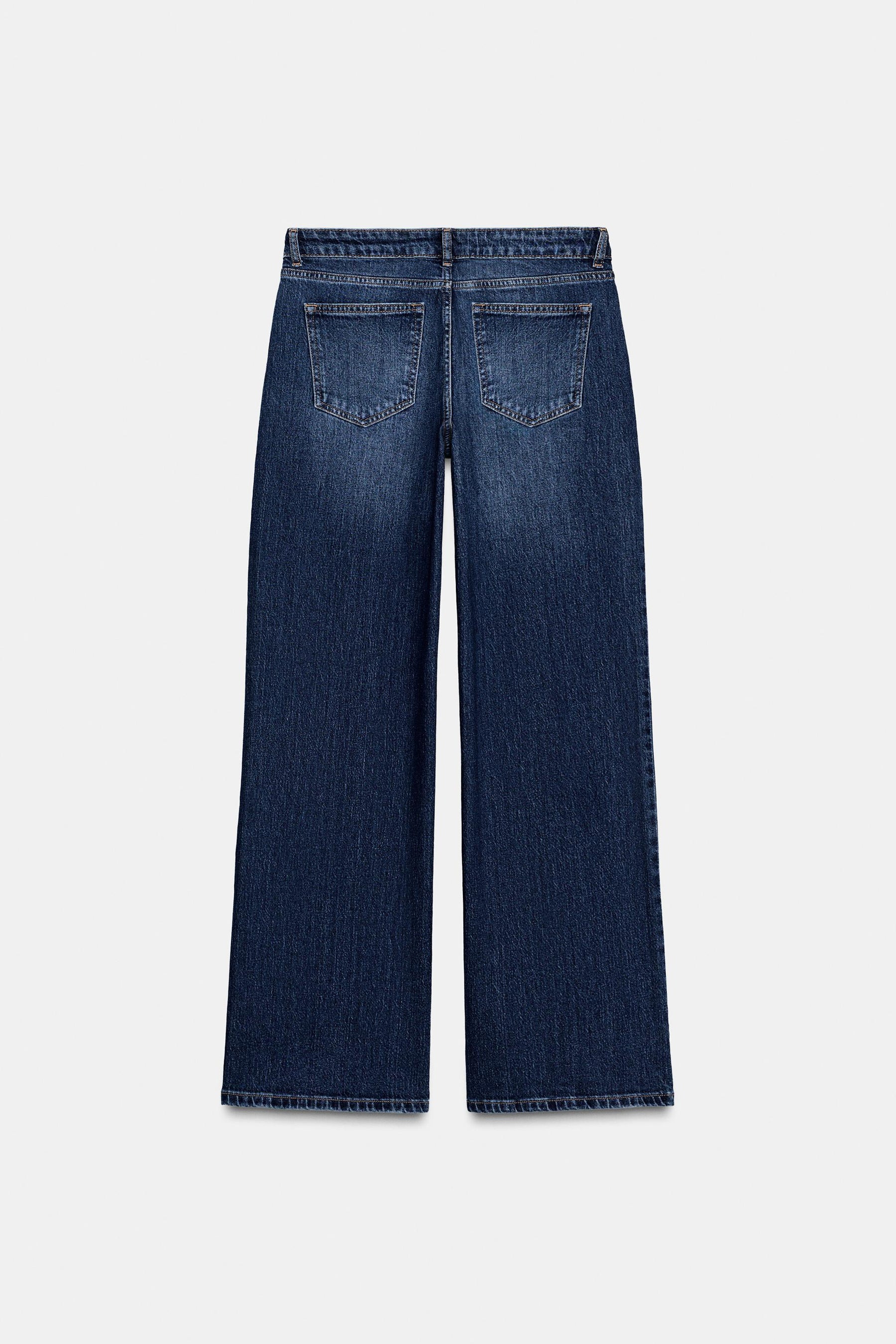 Relaxed Slim Low-Rise Jeans