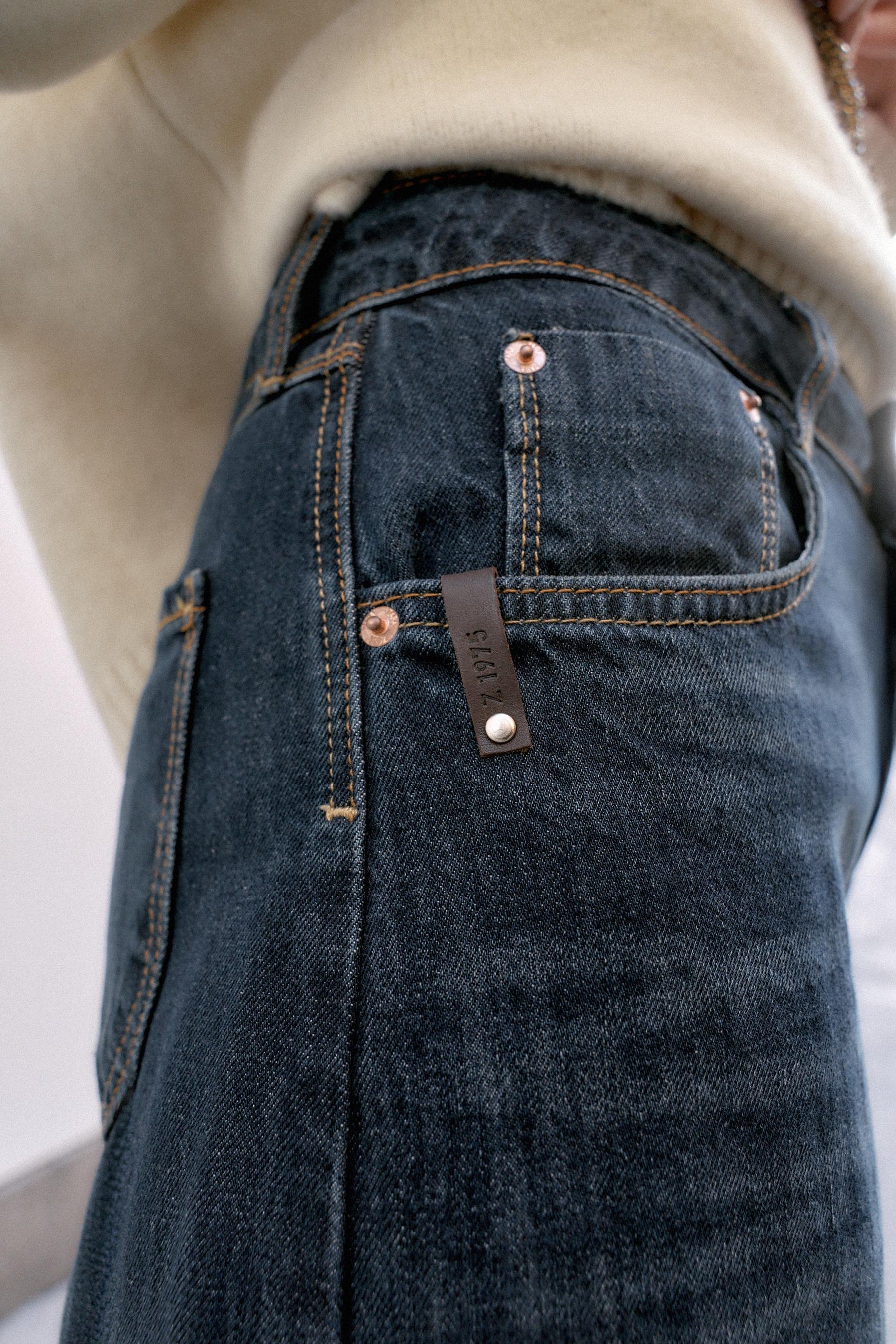 Jeans mit mittelhohem Bund und Ballonpassform