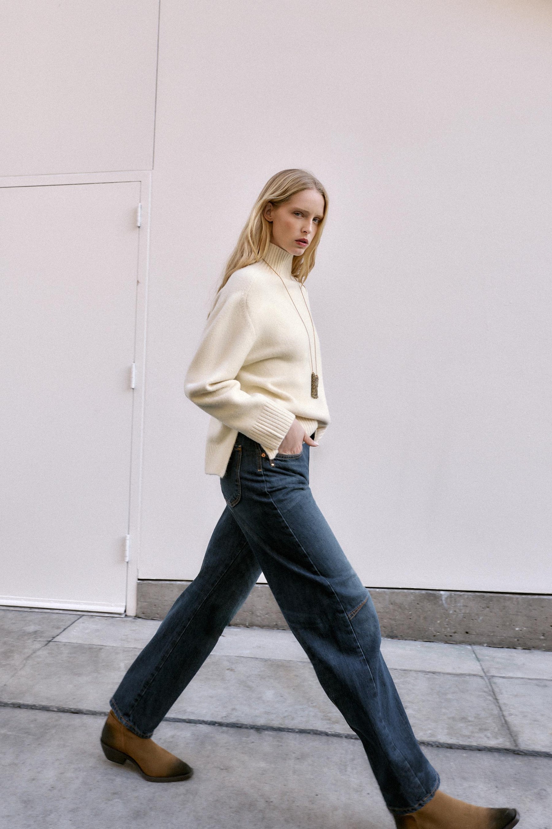 Jeans mit mittelhohem Bund und Ballonpassform